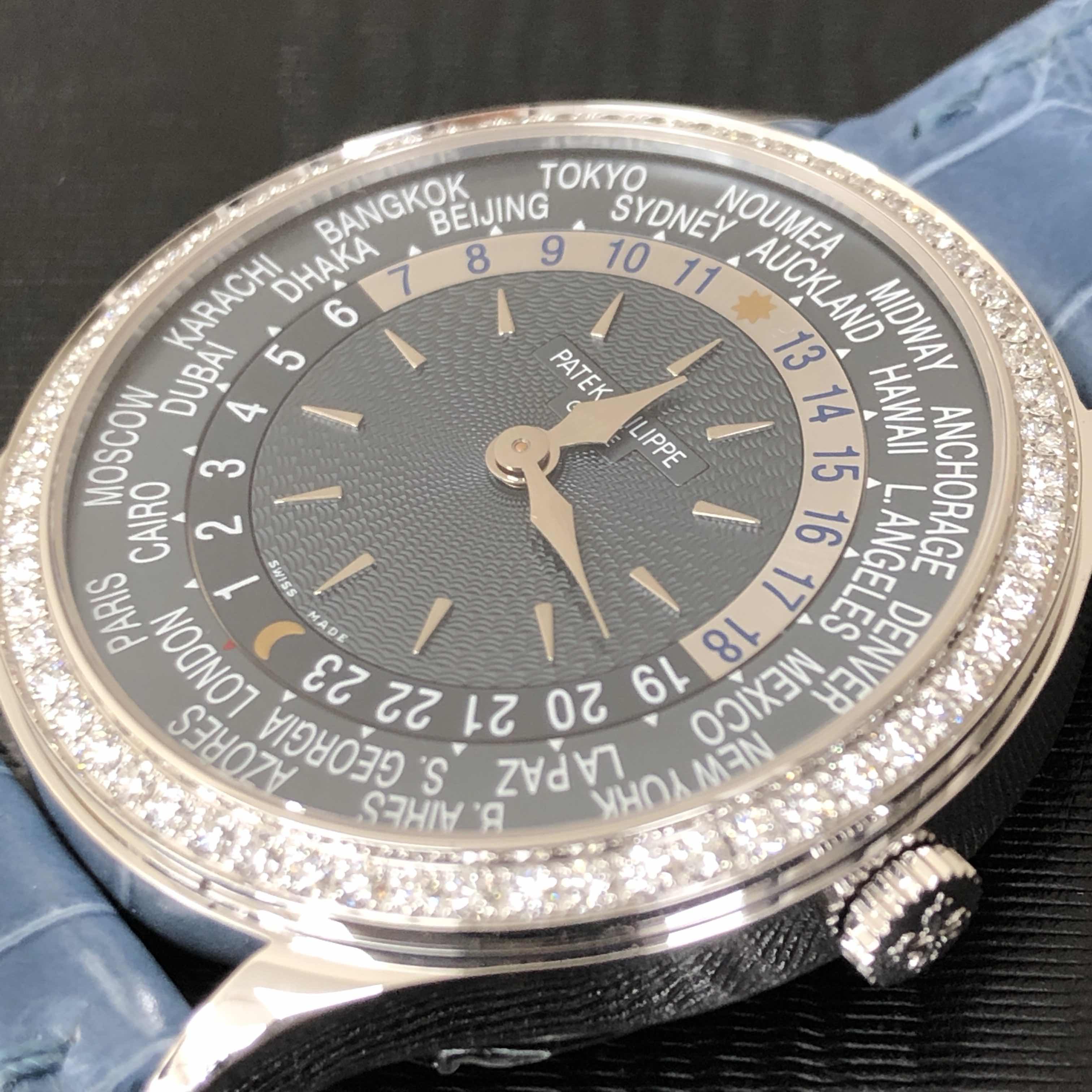 Patek Philippe 7130G-016 6