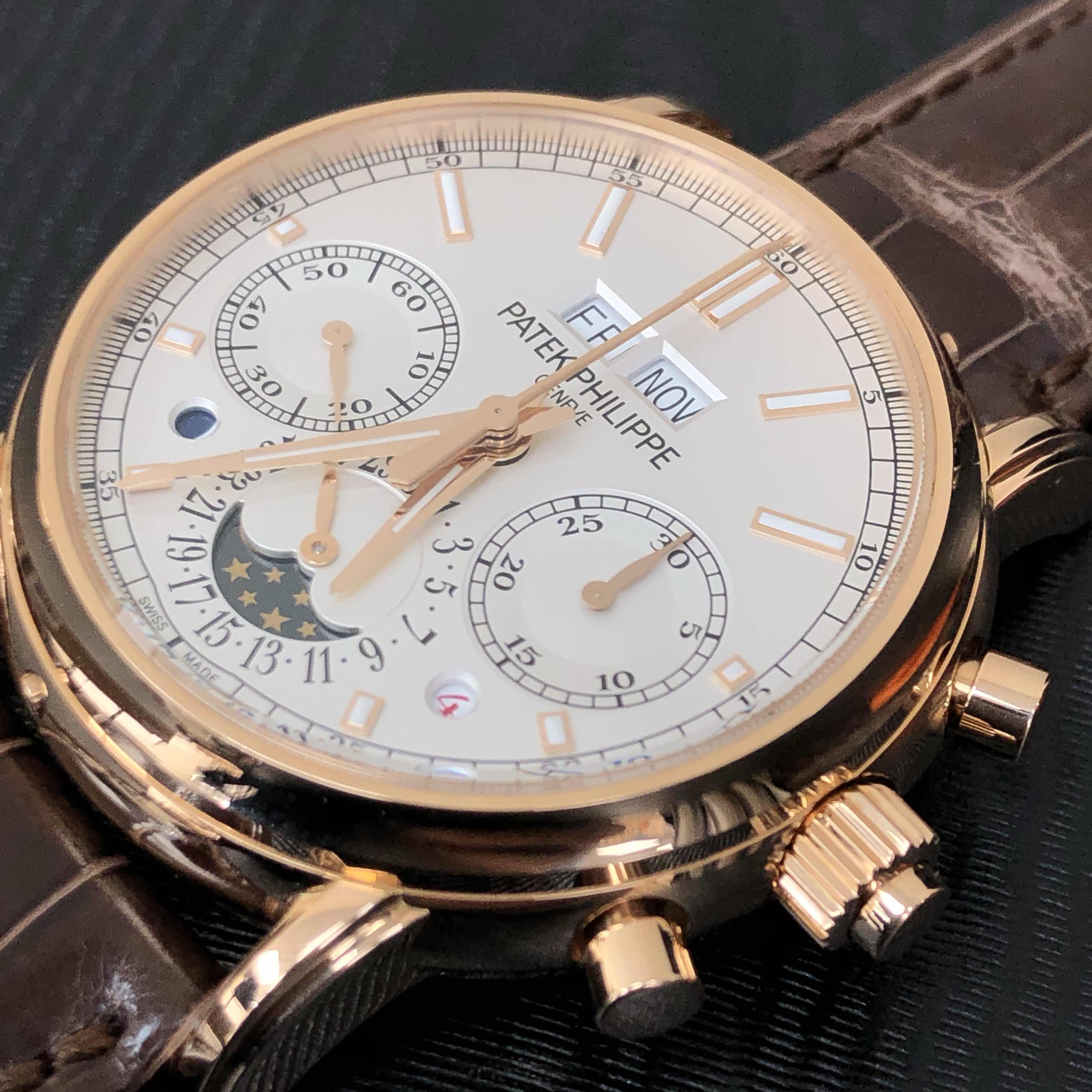 Patek Philippe 5204R-001 6