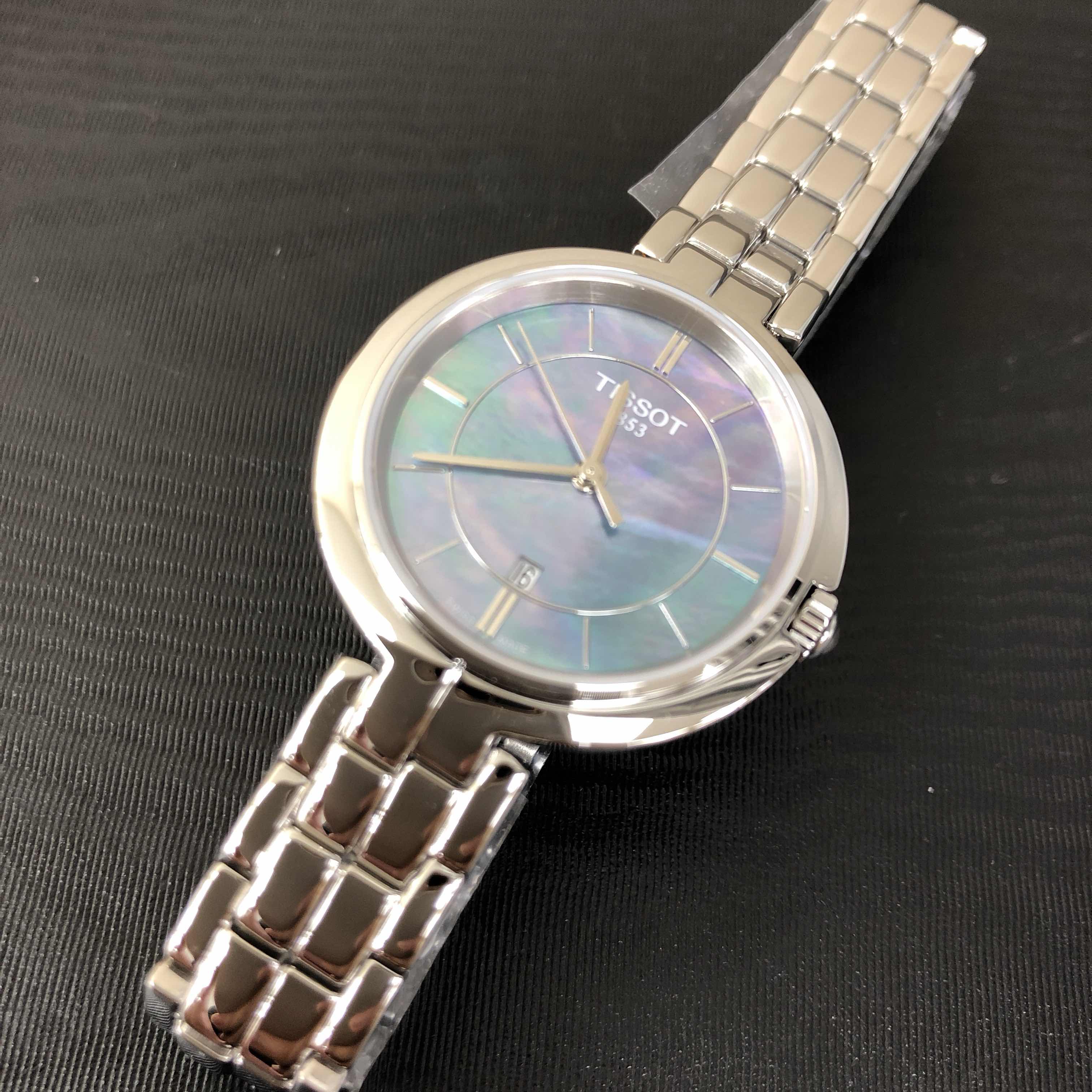 Tissot T094.210.11.121.00 6