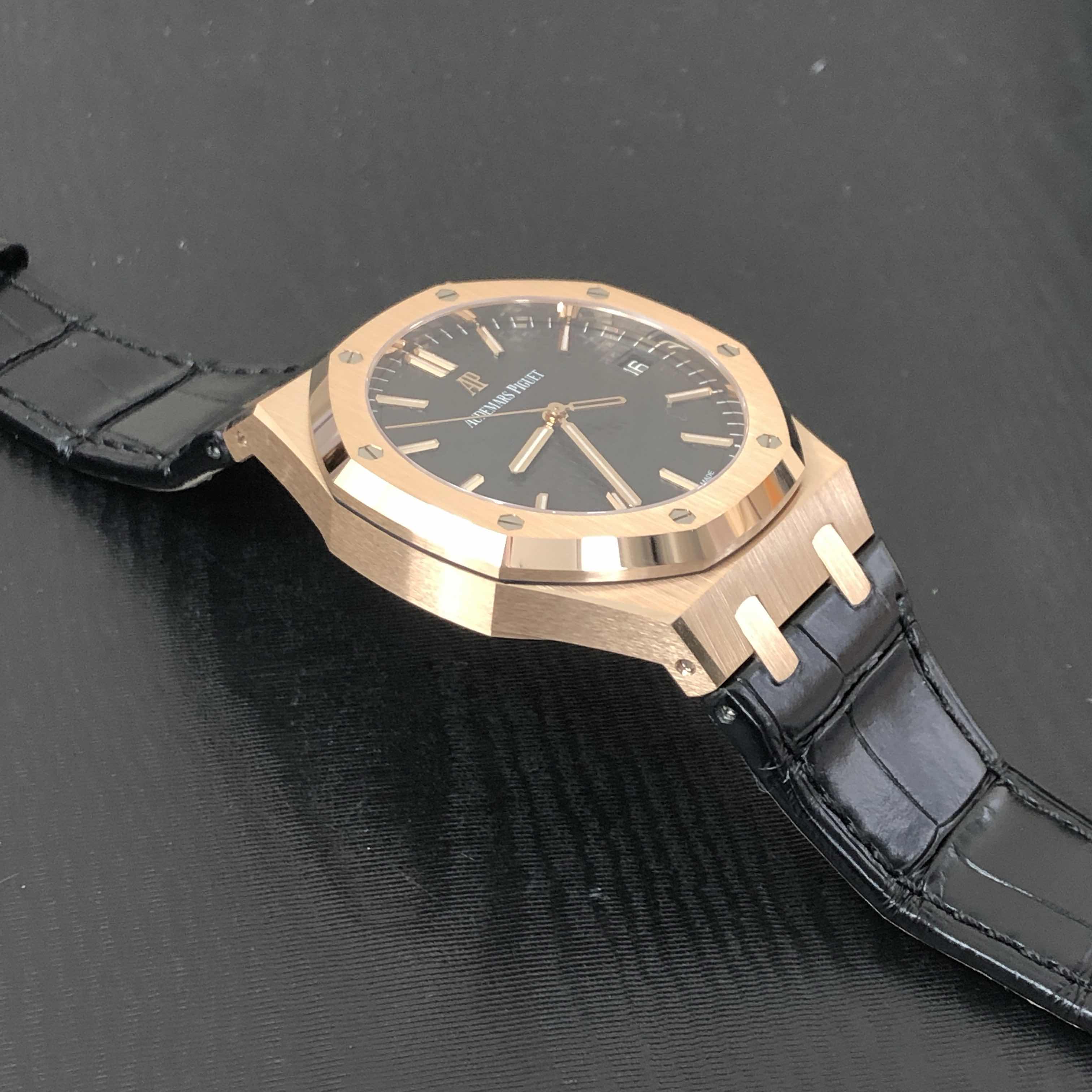 Audemars Piguet 15500OR.OO.D002CR.01 6
