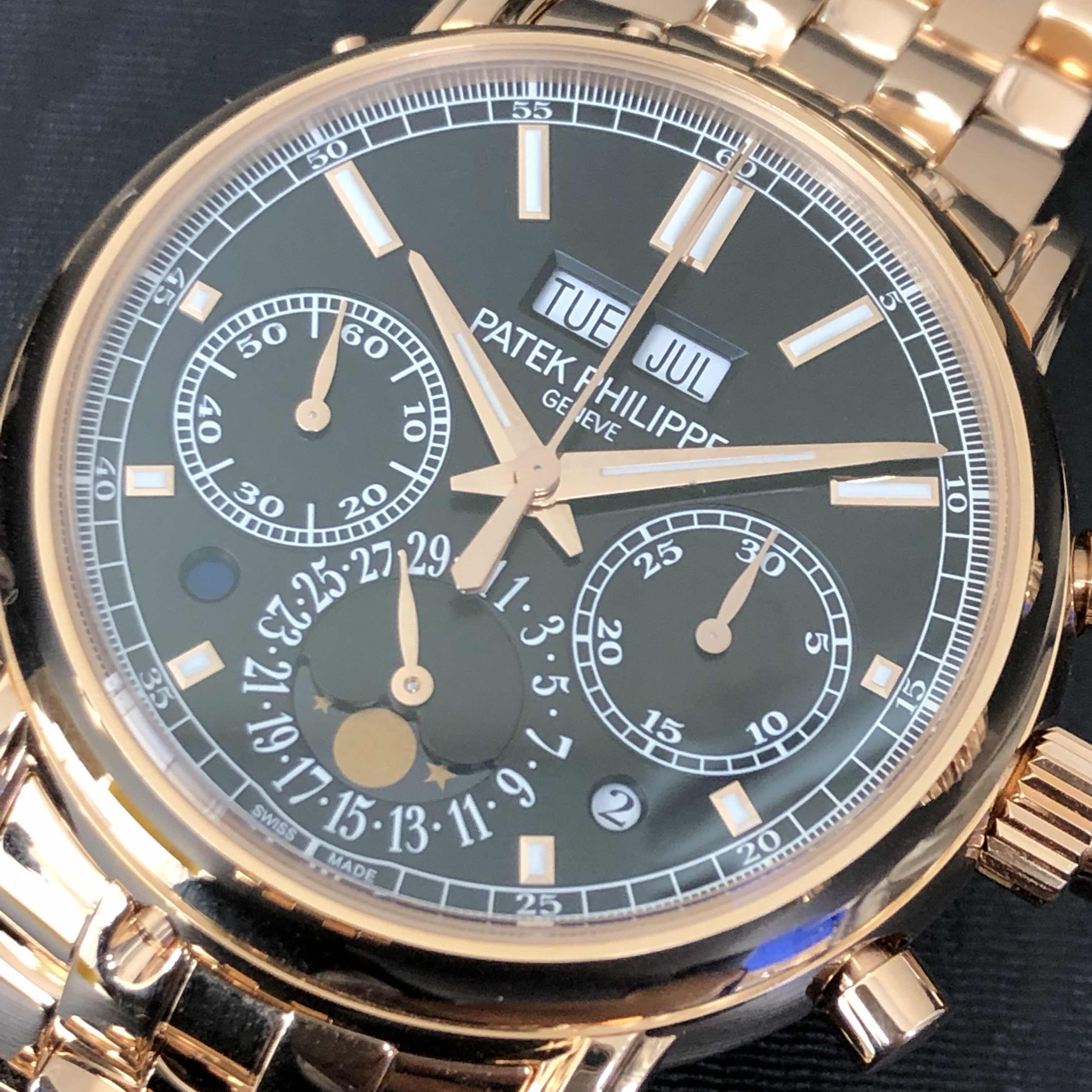 Patek Philippe 5204-1R-001 6