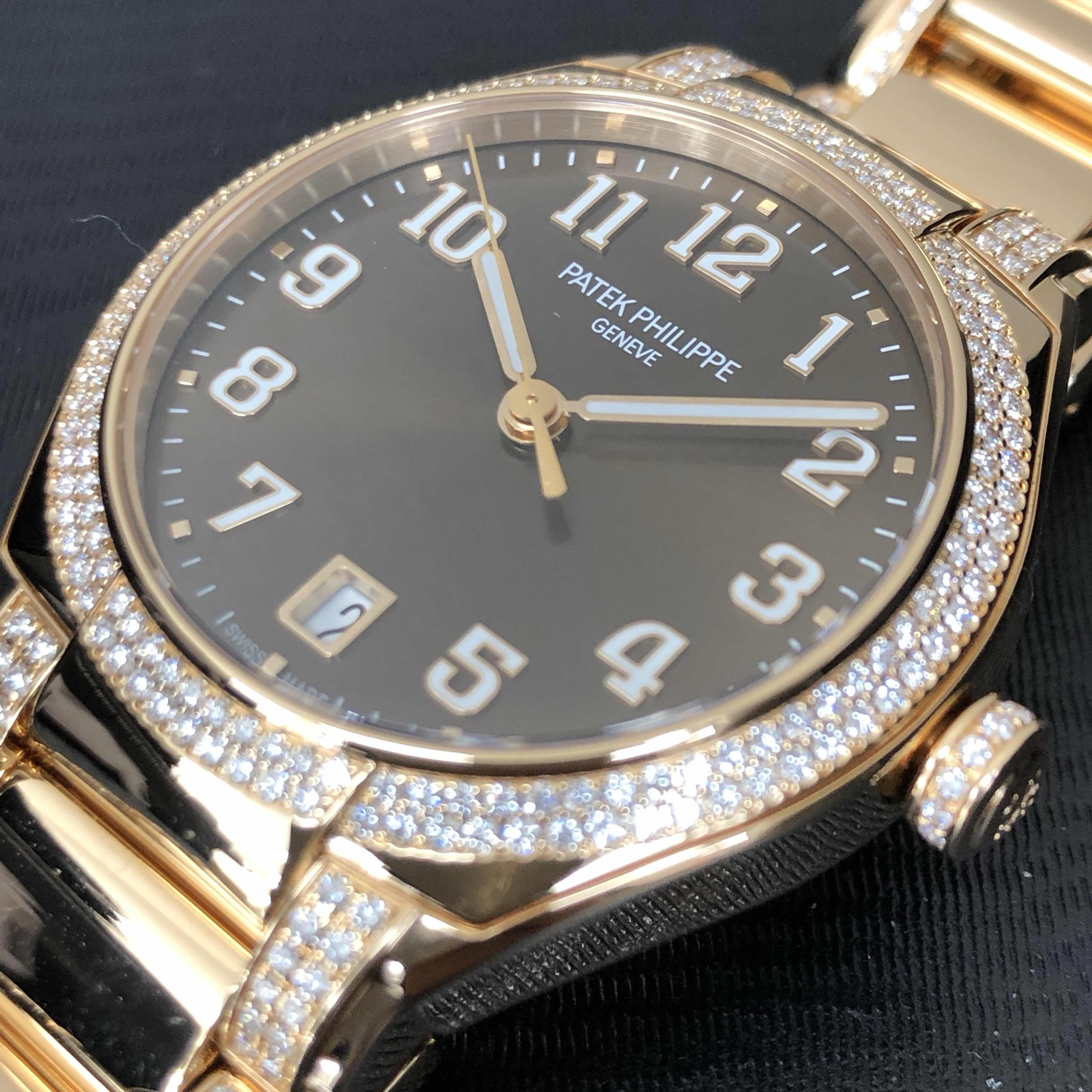 Patek Philippe 7300/1201R-001 6
