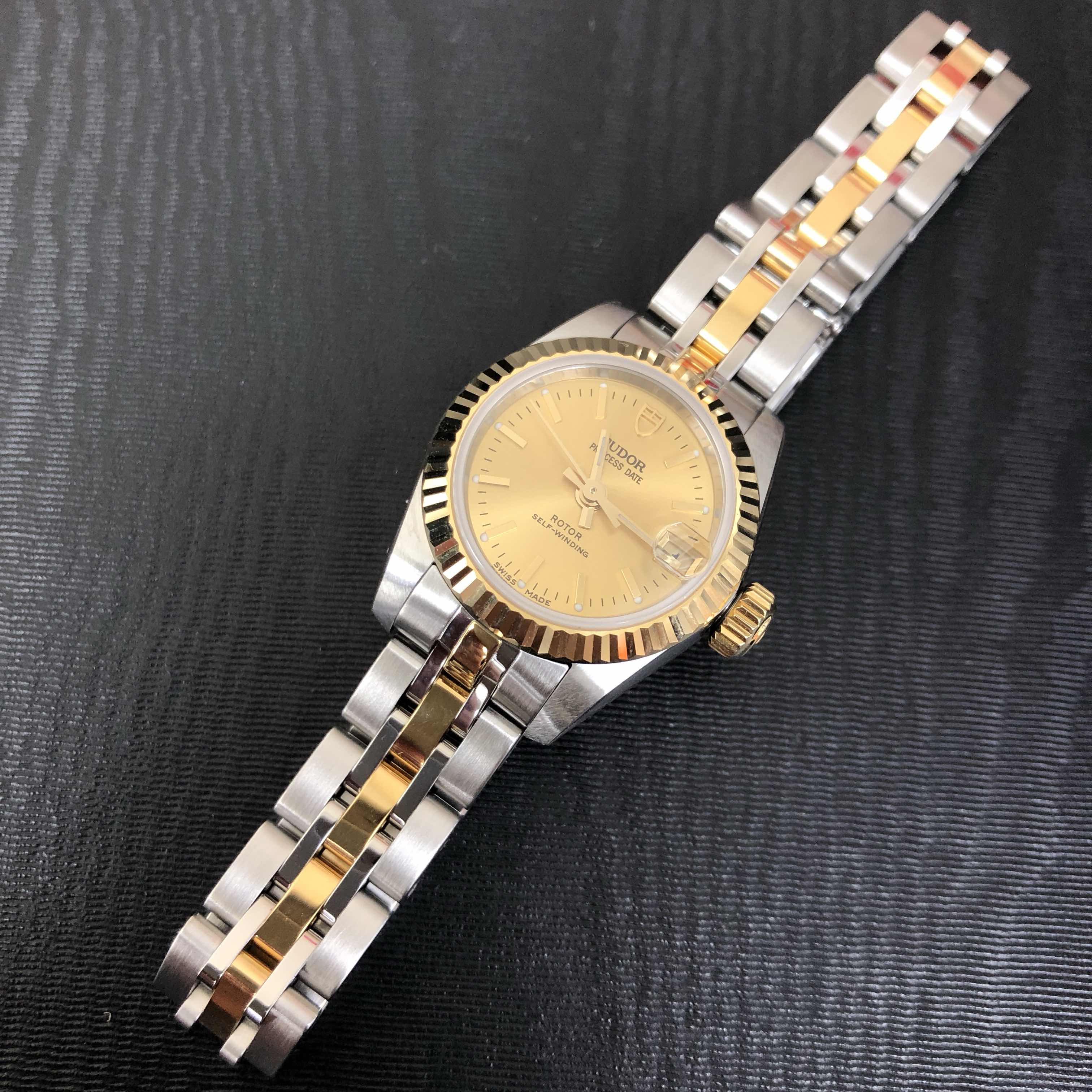 Tudor 92513-62423-CH 6