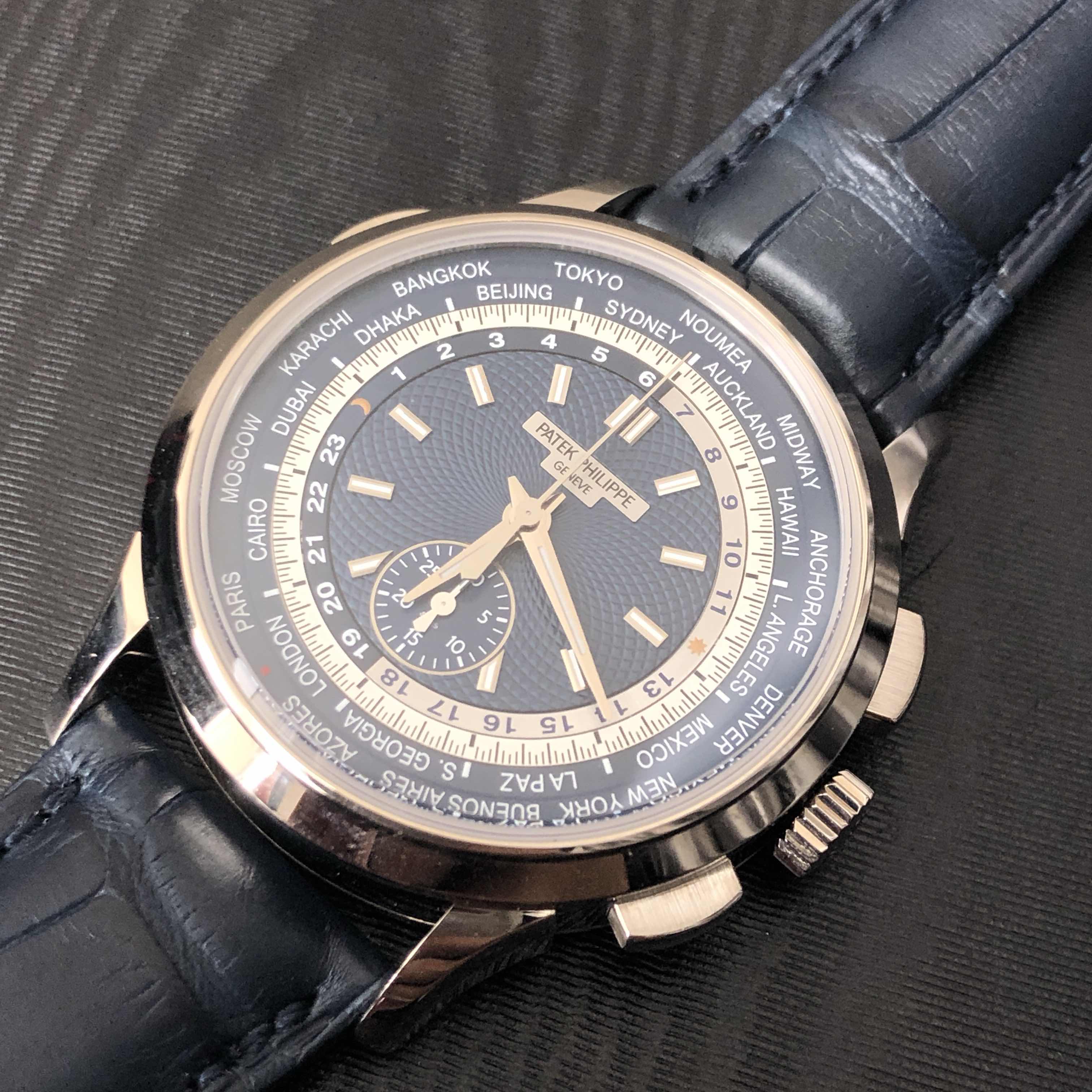 Patek Philippe 5930G-010 6
