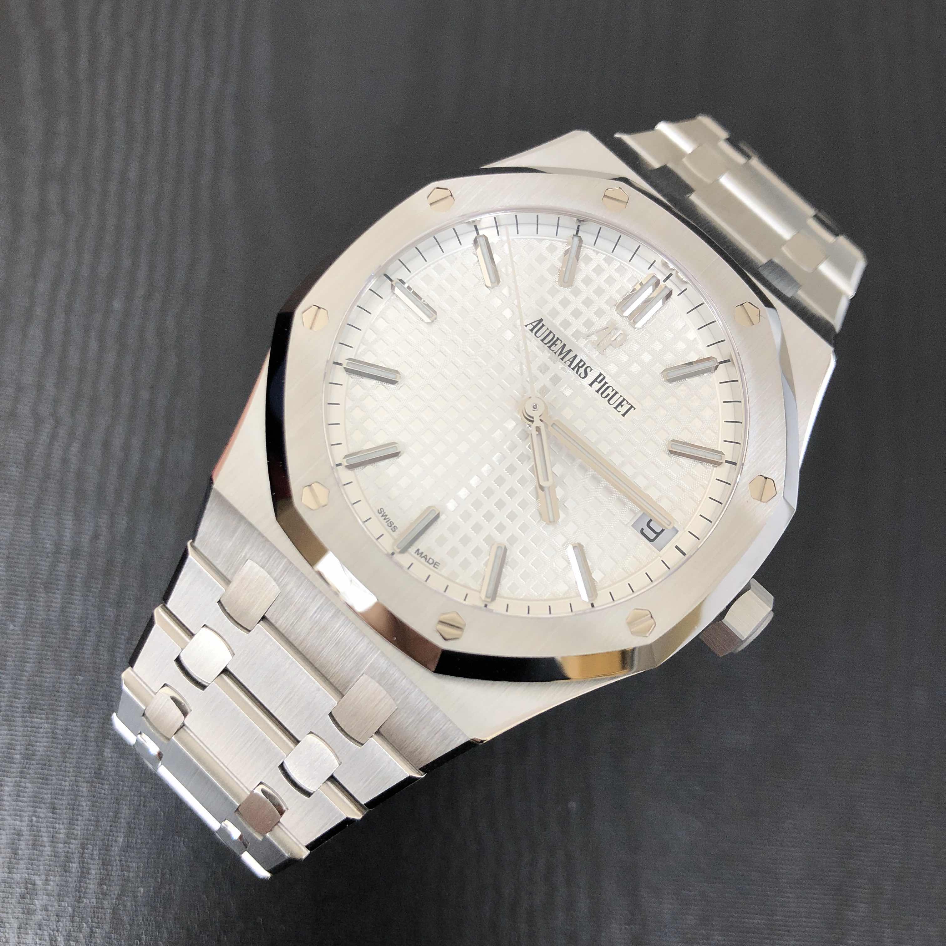 Audemars Piguet 15500ST.OO.1220ST.04   6