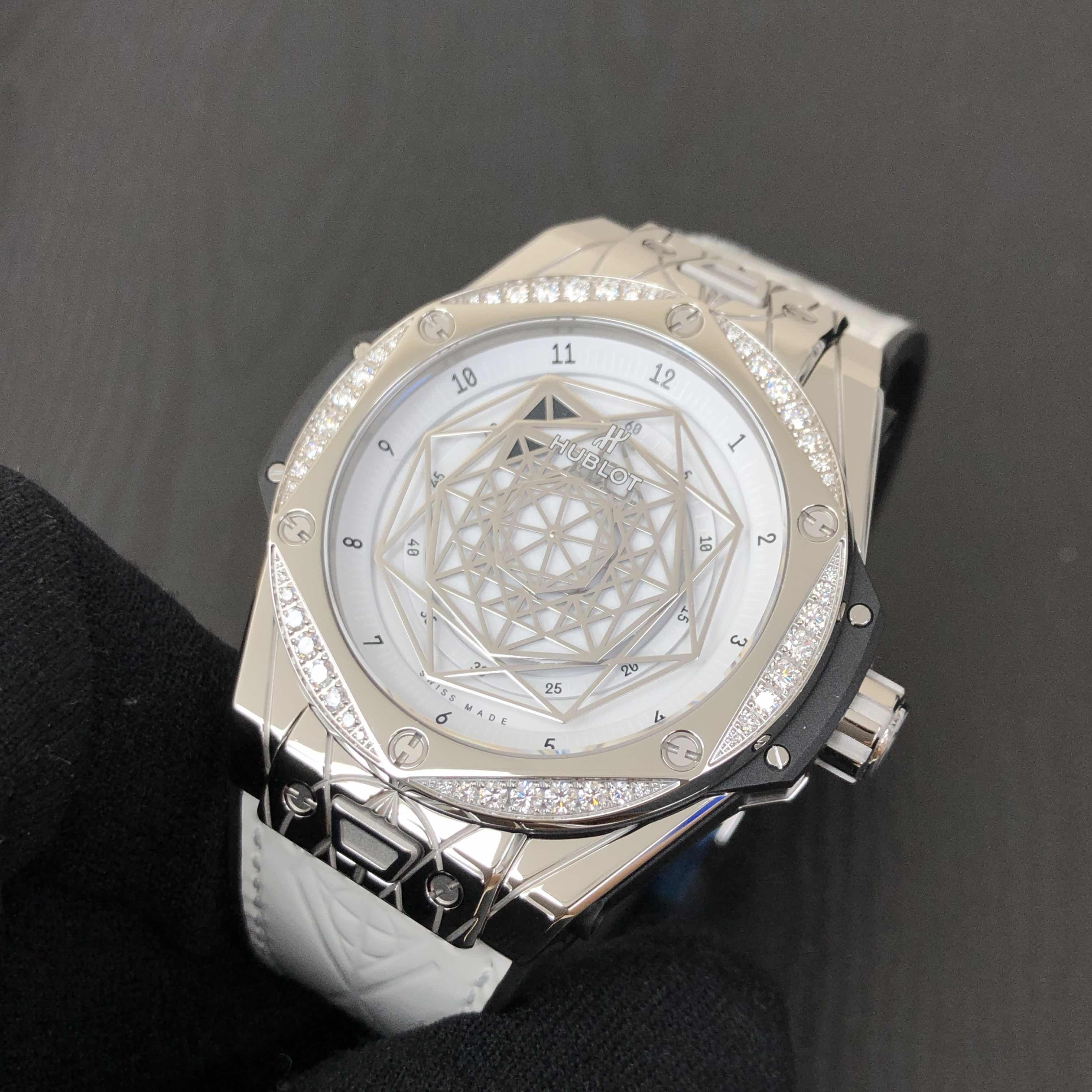 Hublot 465.SS.2027.VR.1204.MXM19 (LTD 200) 6