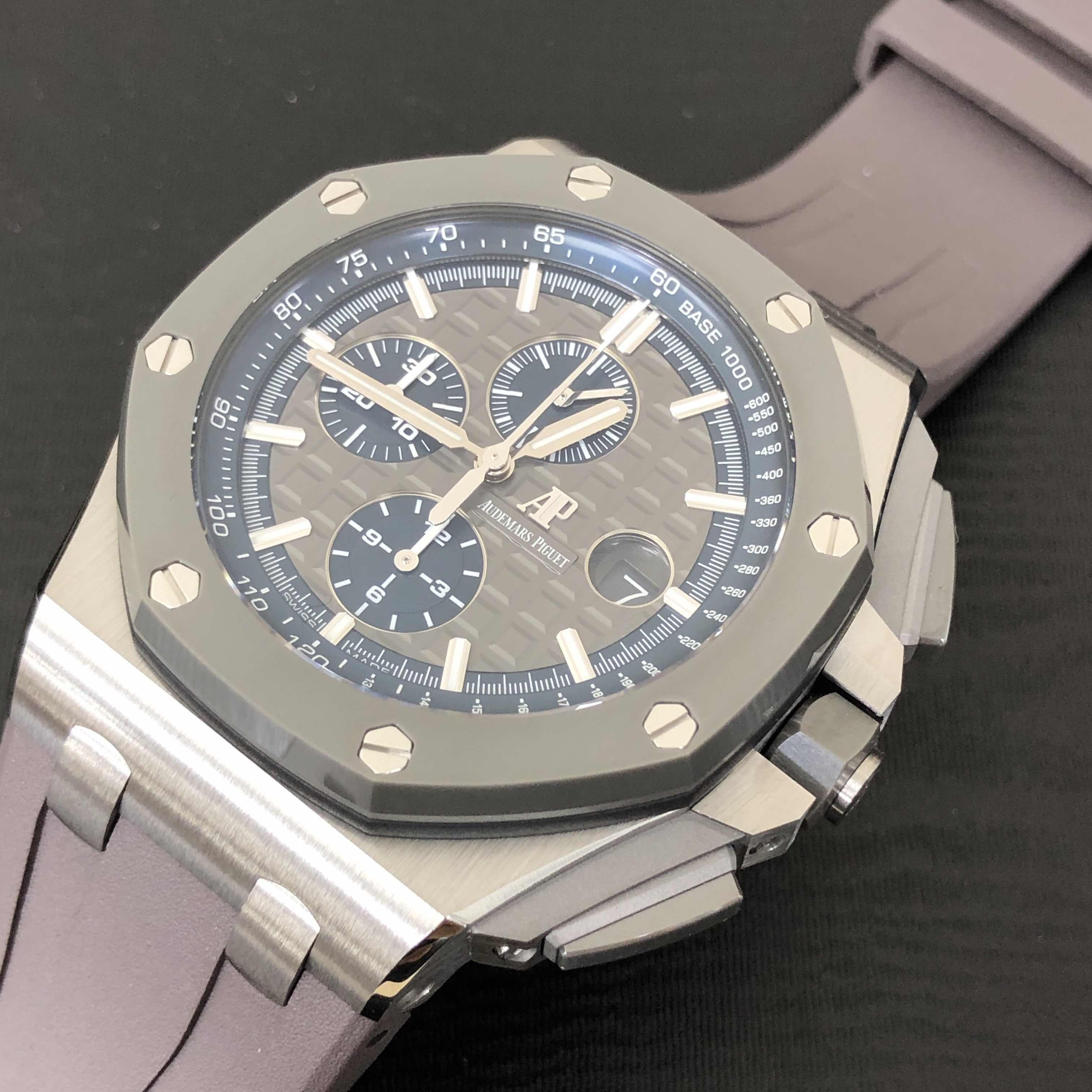 Audemars Piguet 26400IO.OO.A004CA.02 6