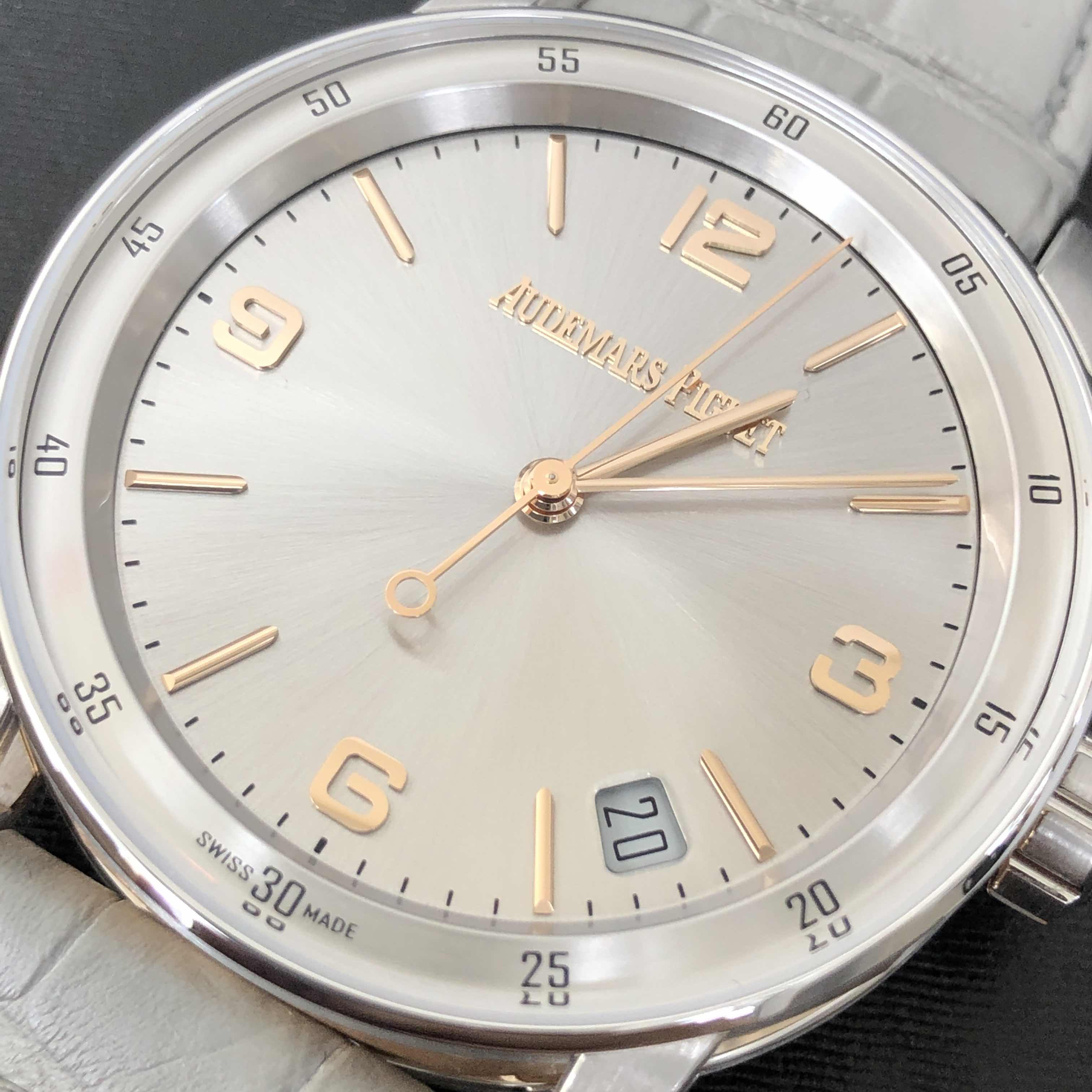 Audemars Piguet 15210CR.OO.A009CR.01 6