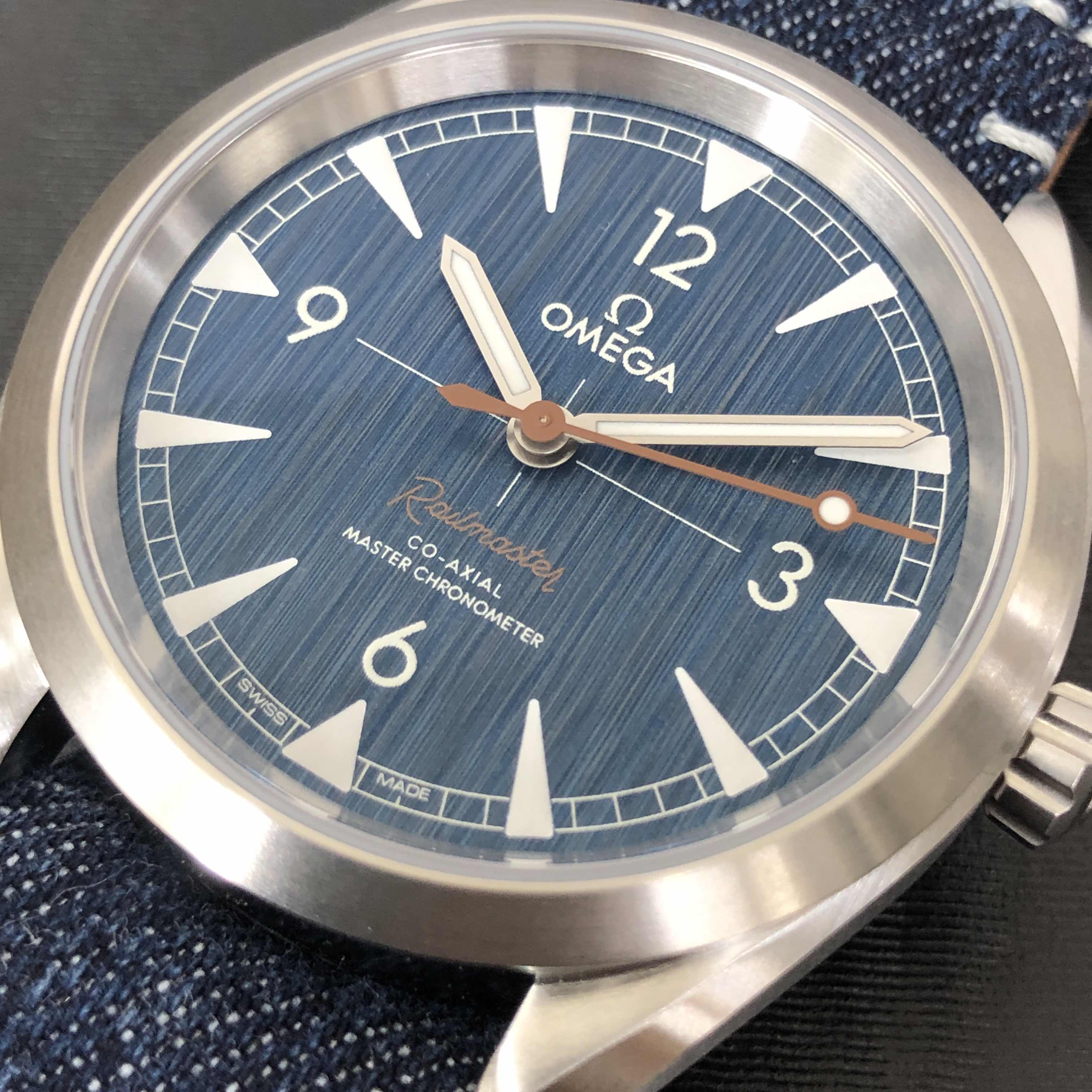 Omega 220.12.40.20.03.001 6