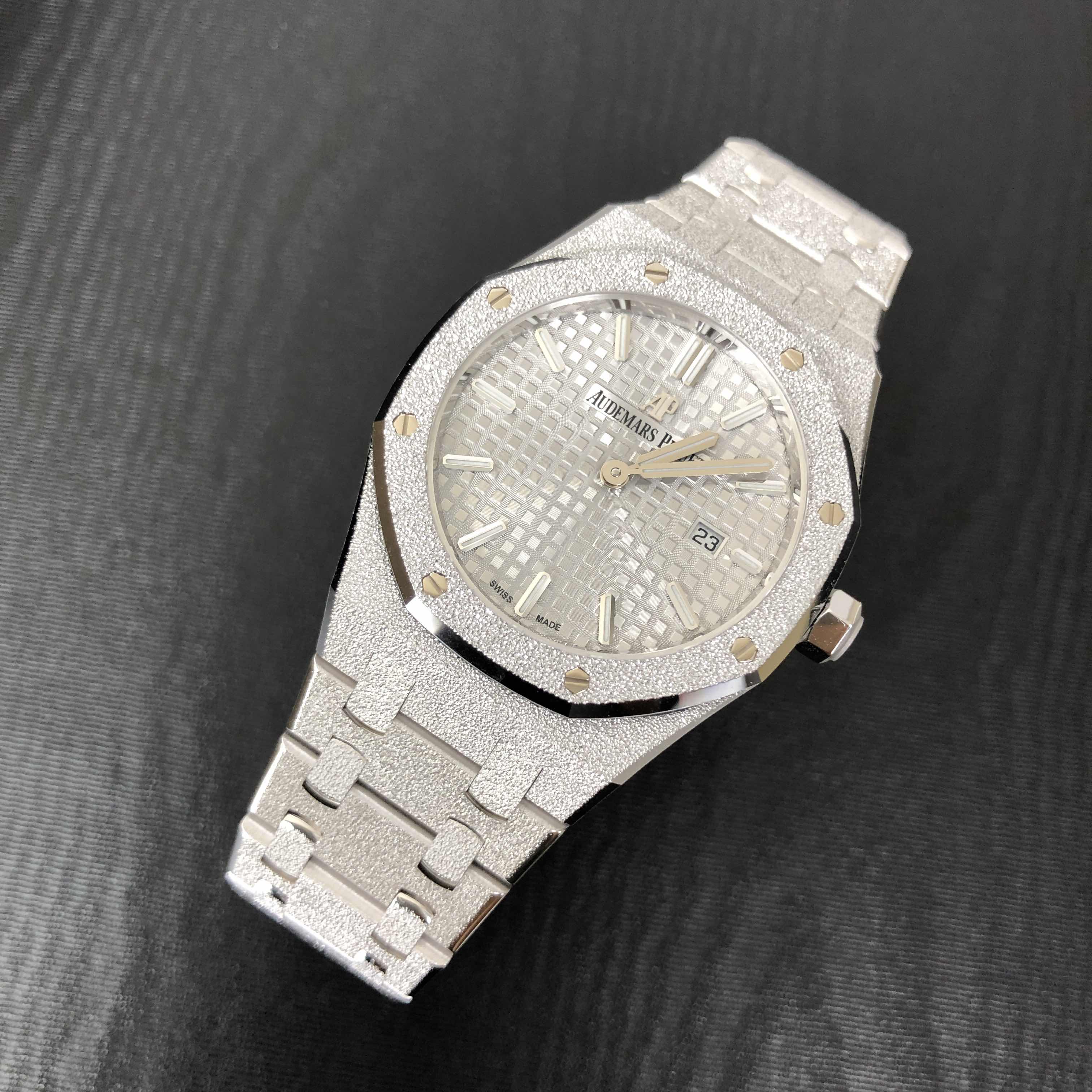 Audemars Piguet 67653BC.GG.1263BC.01 6