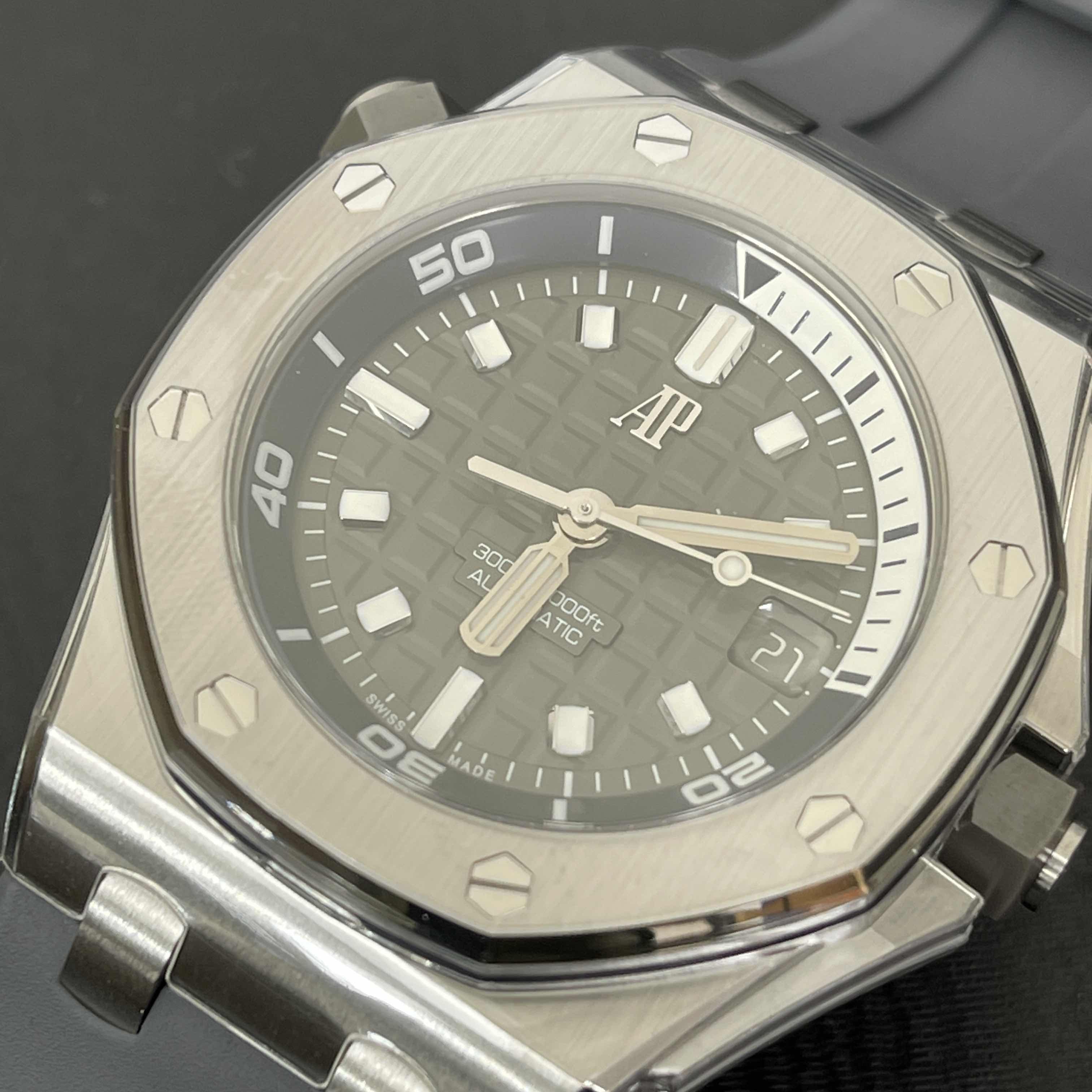 Audemars Piguet 15720ST.OO.A009CA.01 6