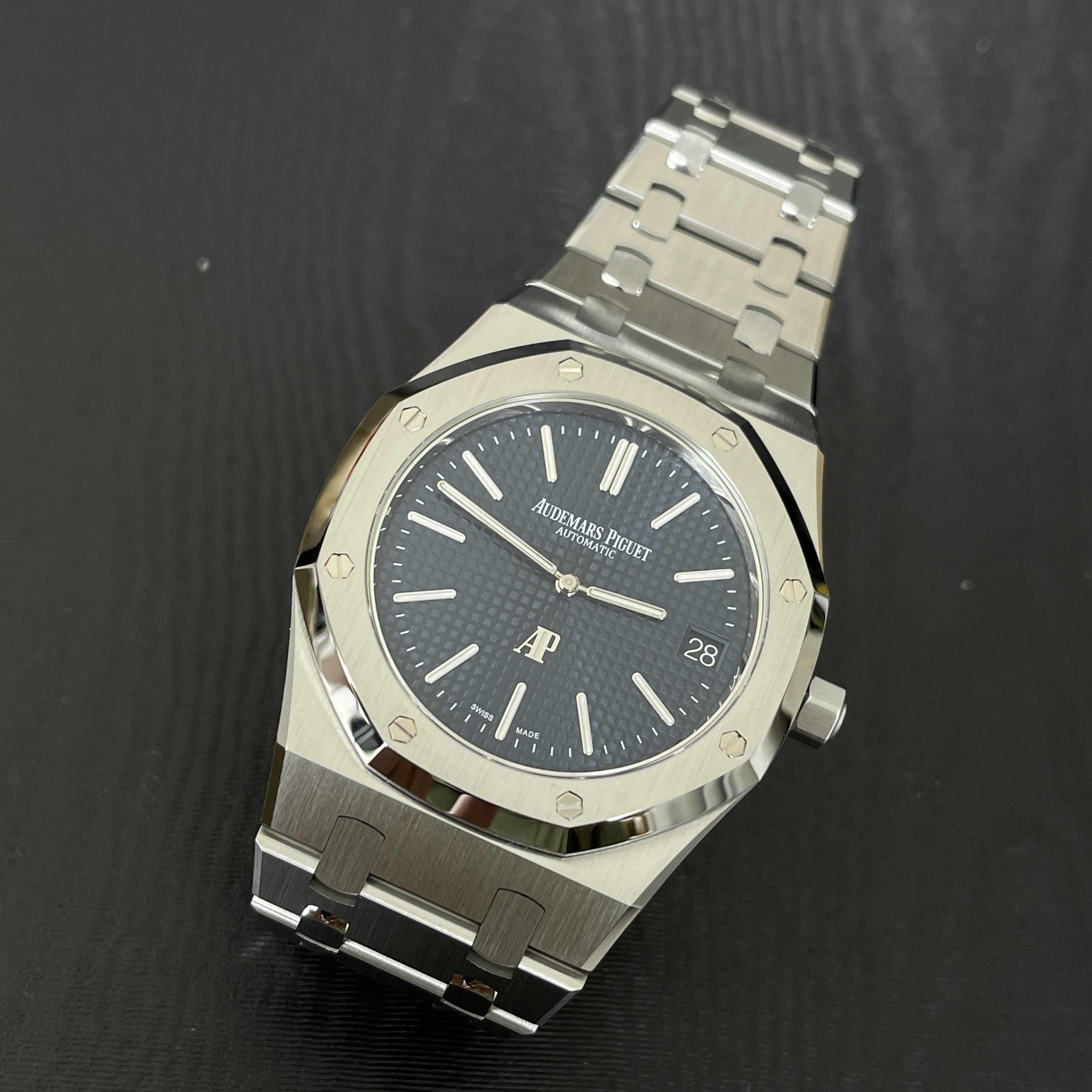 Audemars Piguet 16202ST.OO.1240ST.01  6
