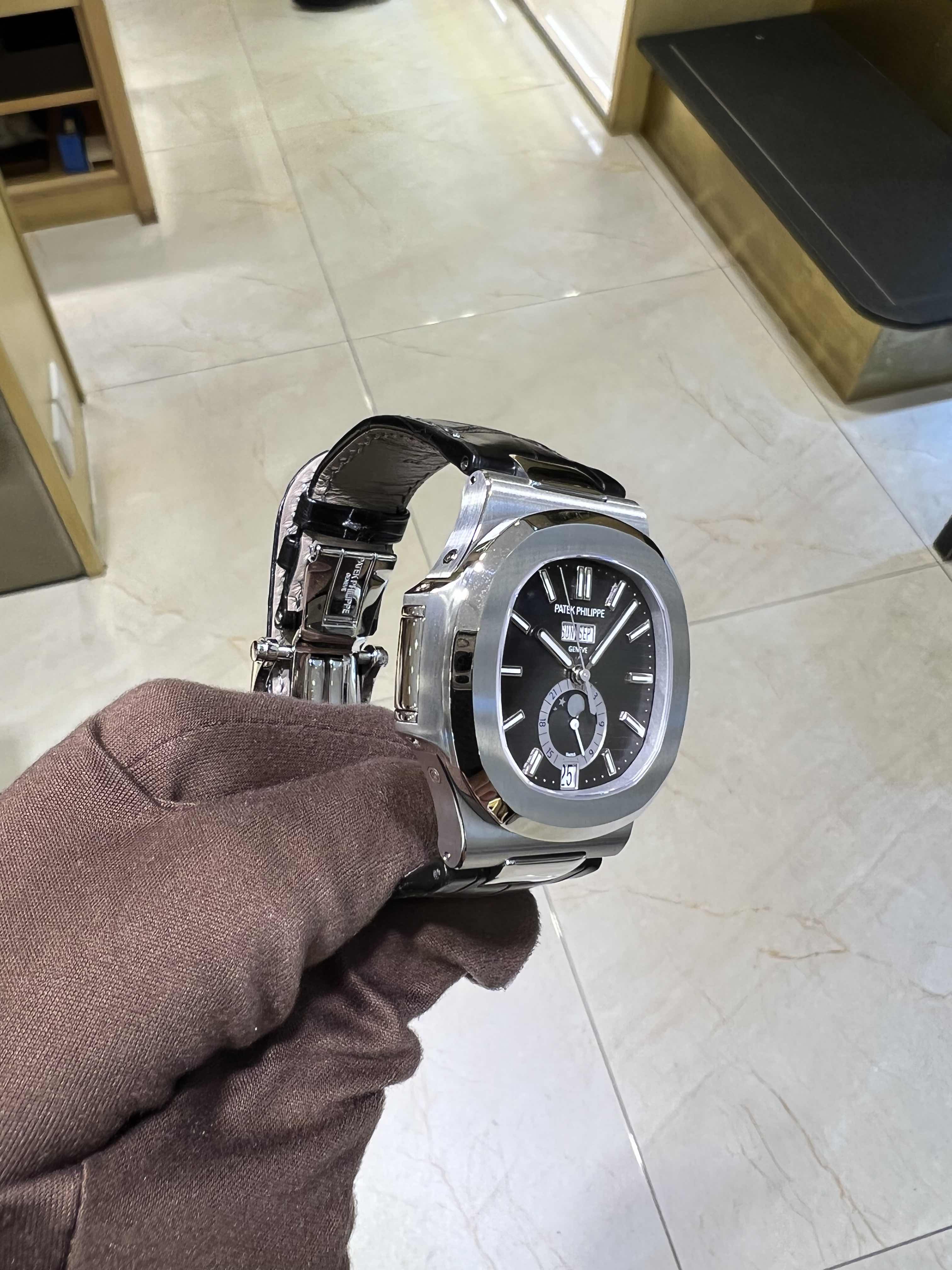 Patek Philippe 5726A-001 6