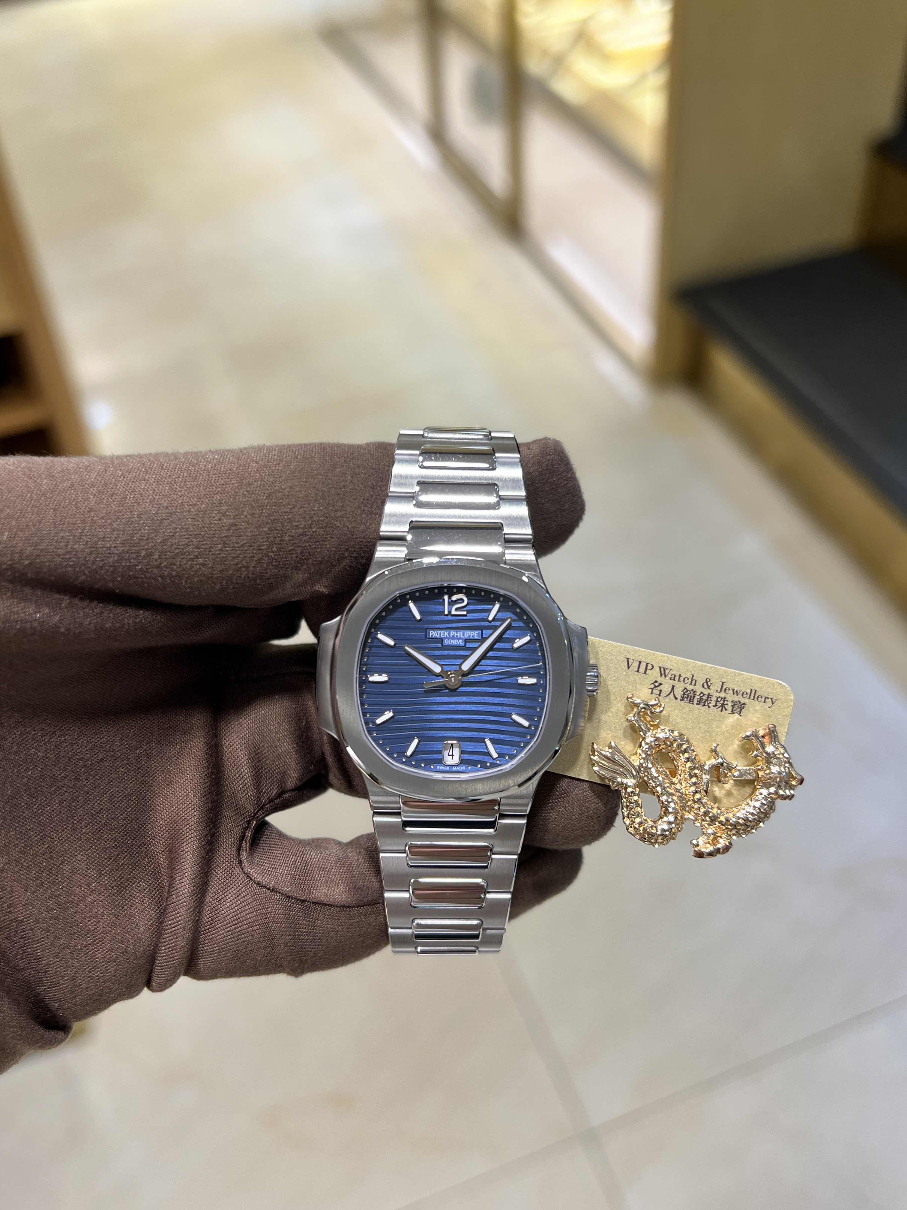 Patek Philippe 7118/1A-001 6