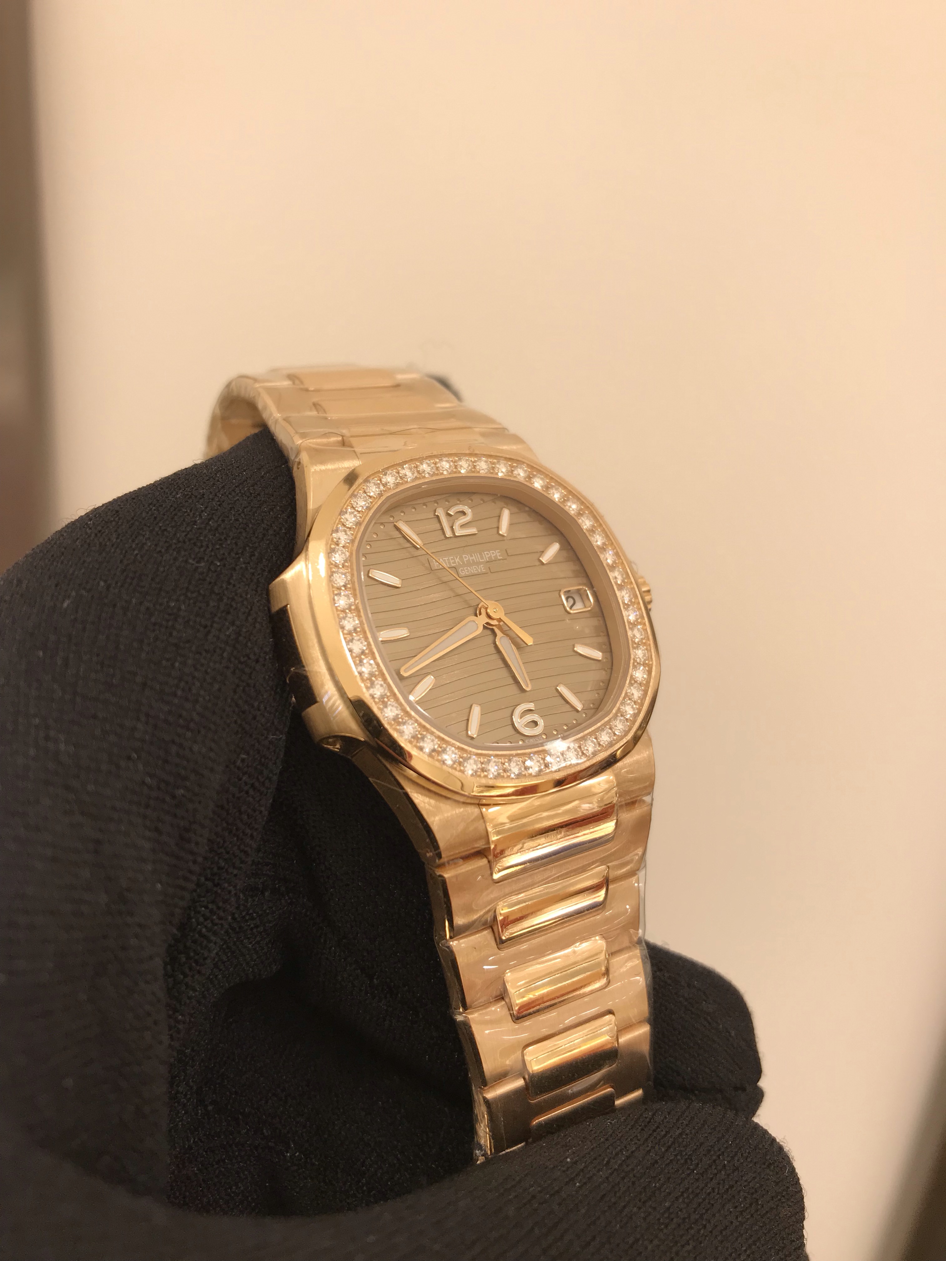 Patek Philippe 7010/1R-012 7