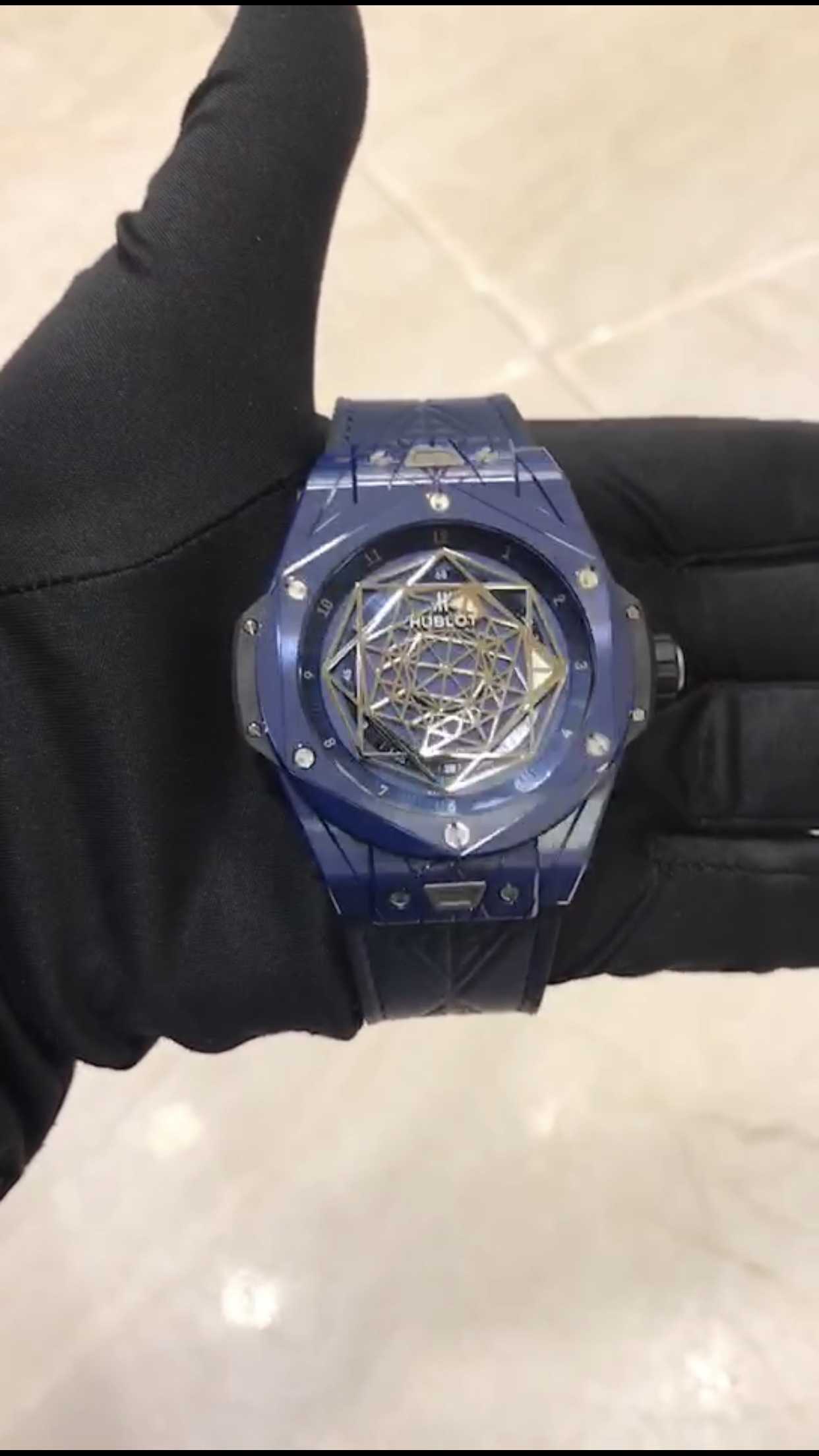 Hublot 415.EX.7179.VR.MXM19 7