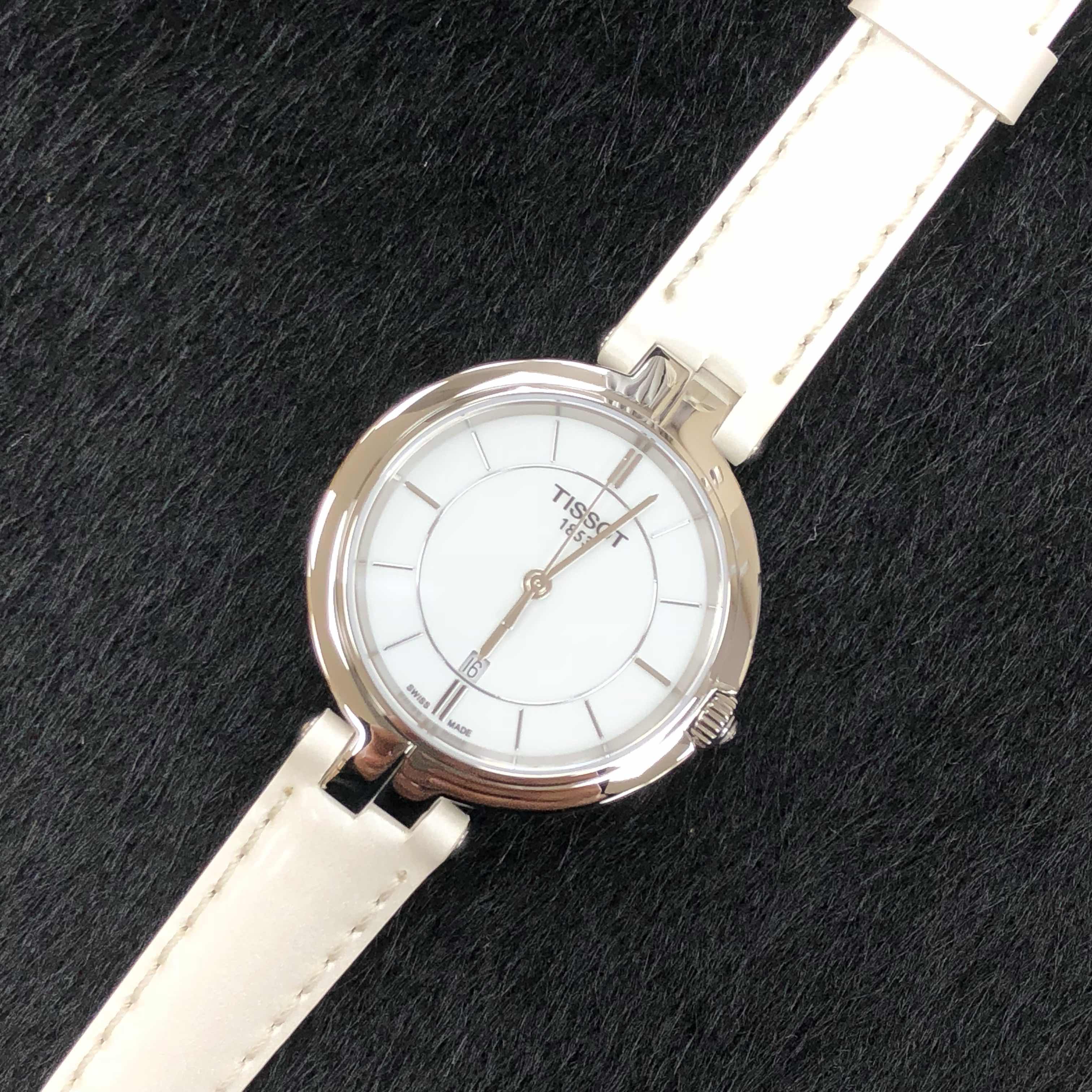 Tissot T094.210.16.011.00 7