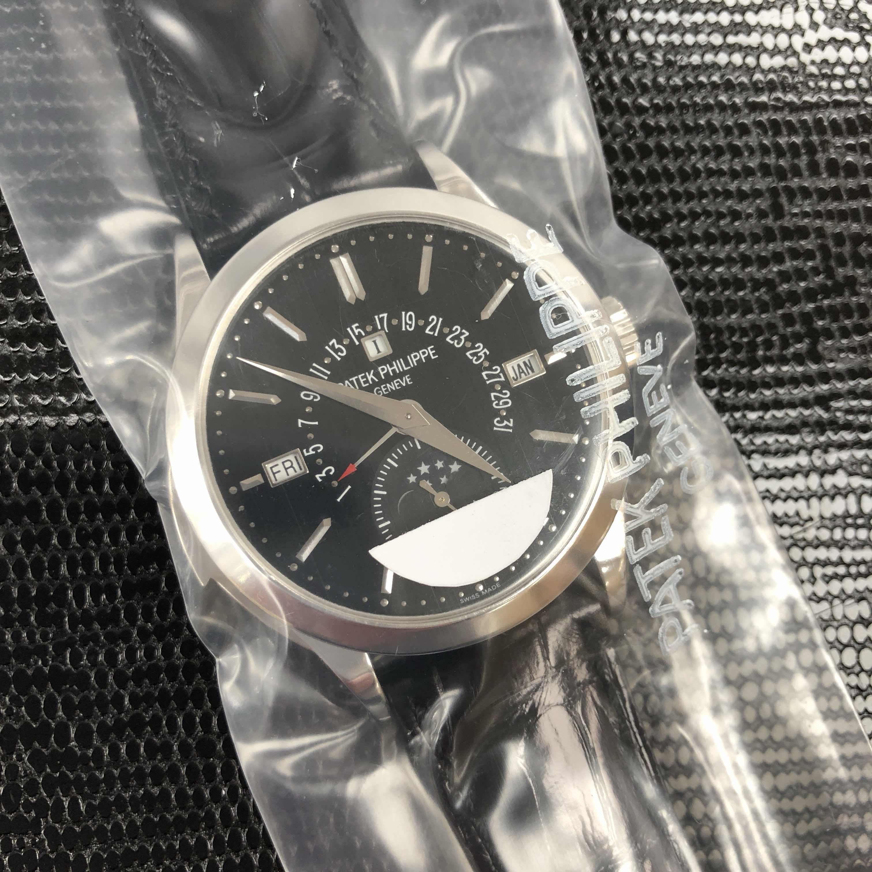 Patek Philippe 5216P-001  7