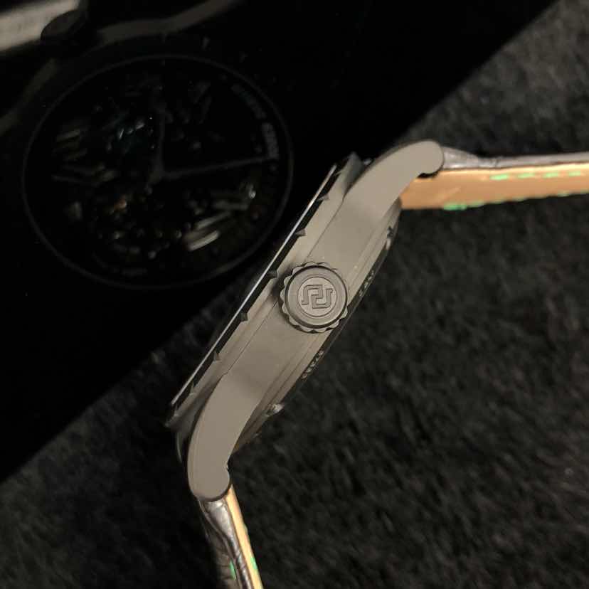 Roger Dubuis DBEX0581 7