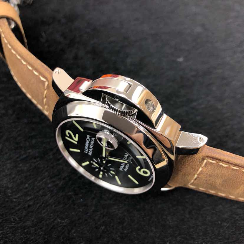 Panerai PAM01104 7