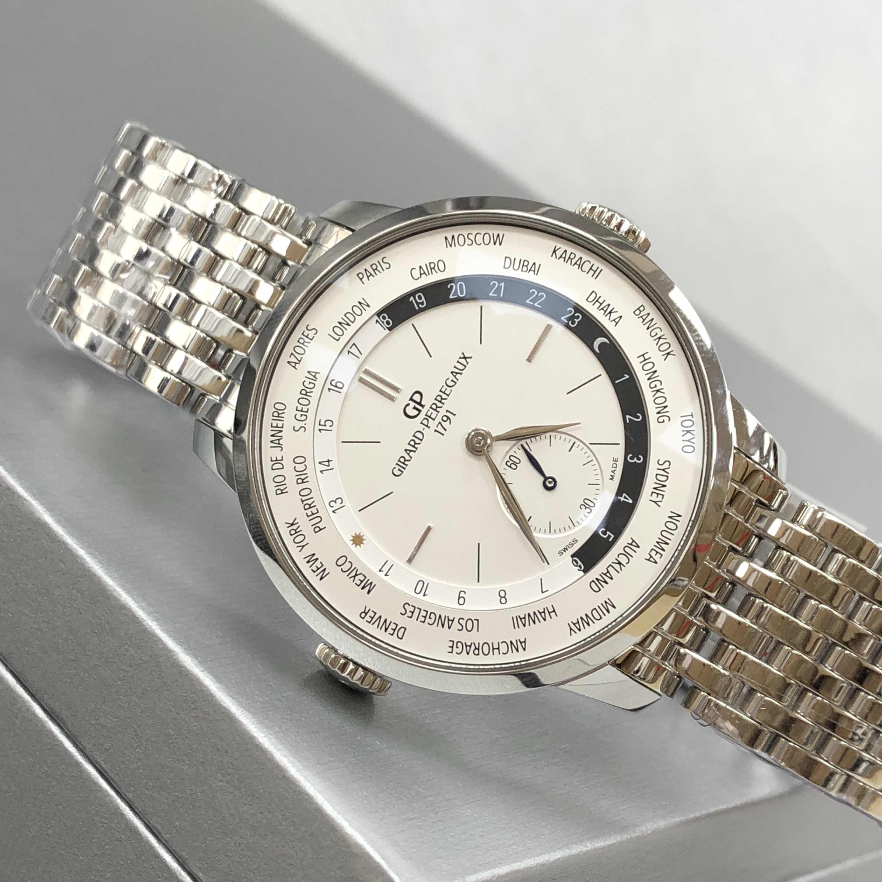 Girard Perregaux 49557-11-132-11A 7