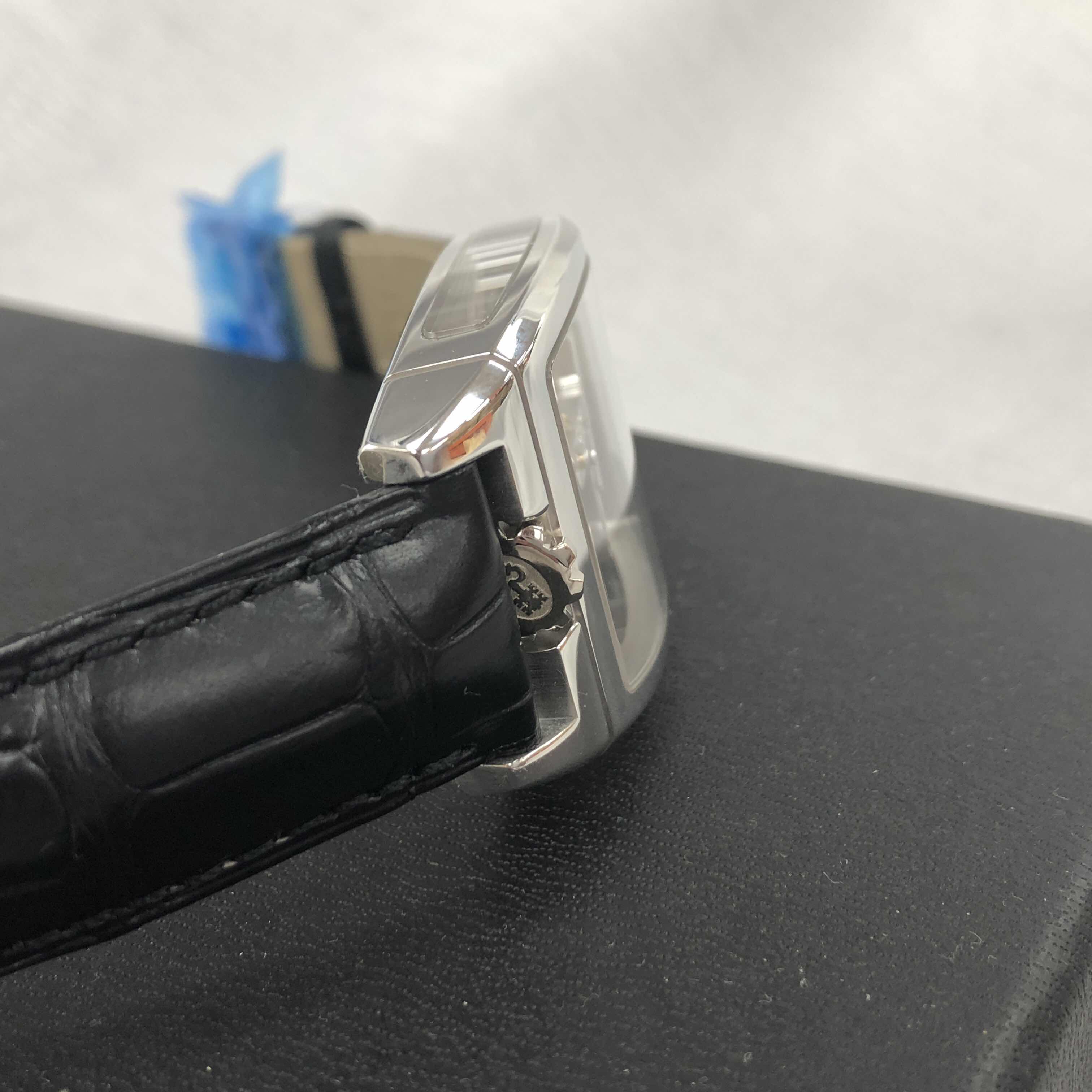 Corum 113.160.59-0001 0000 7