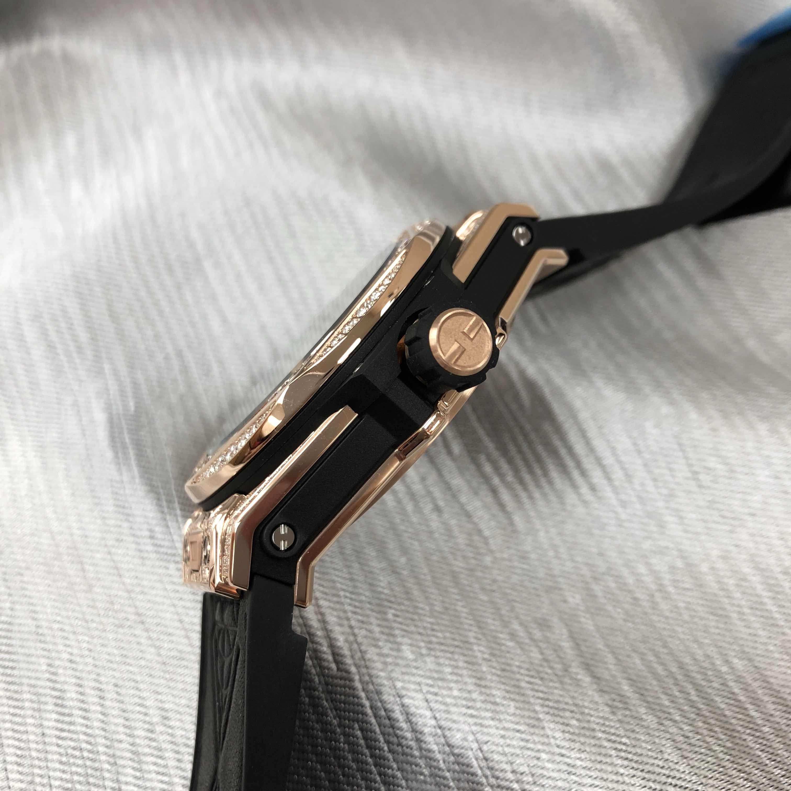 Hublot 415.OX.1118.VR.1704.MXM17 7