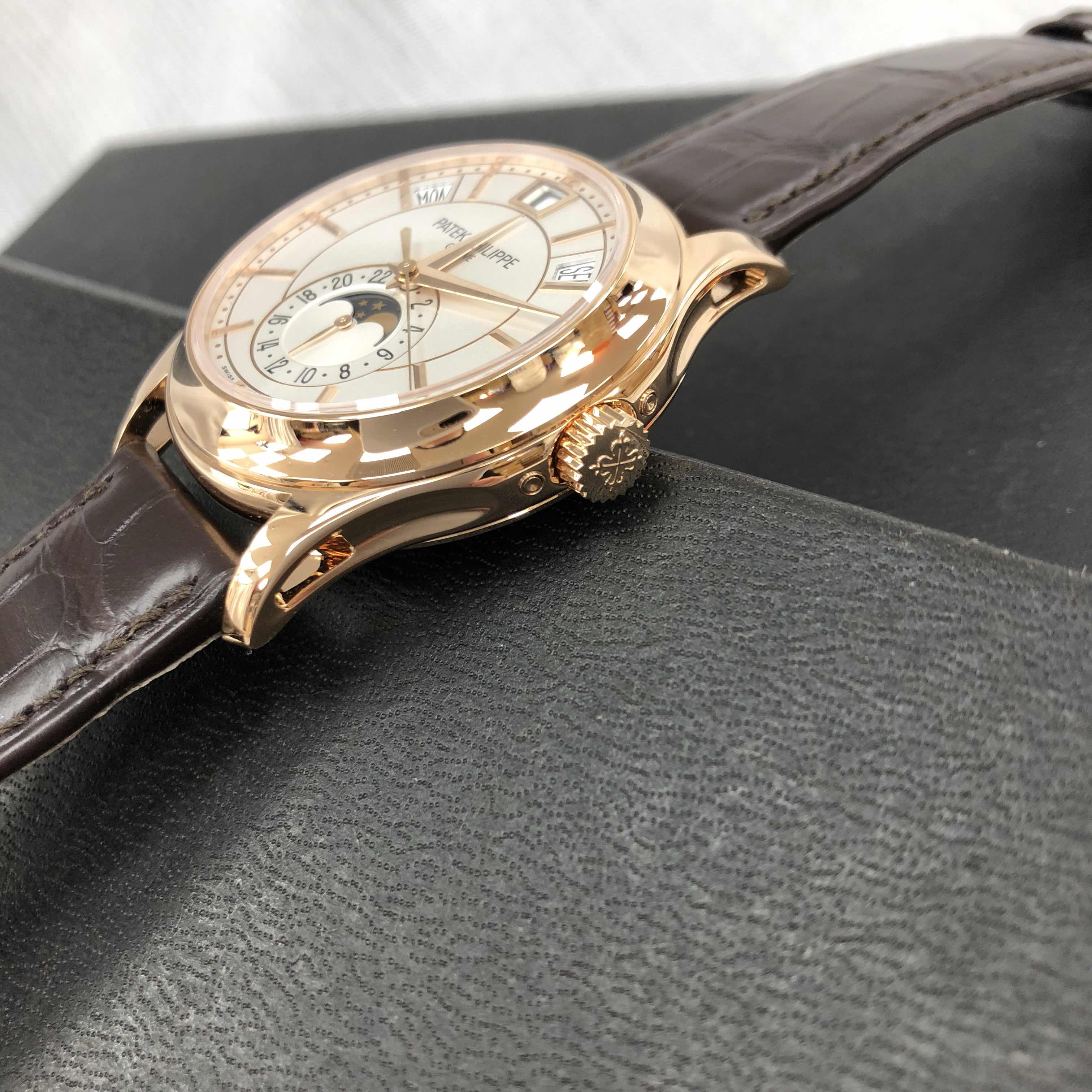 Patek Philippe 5205R-001 7