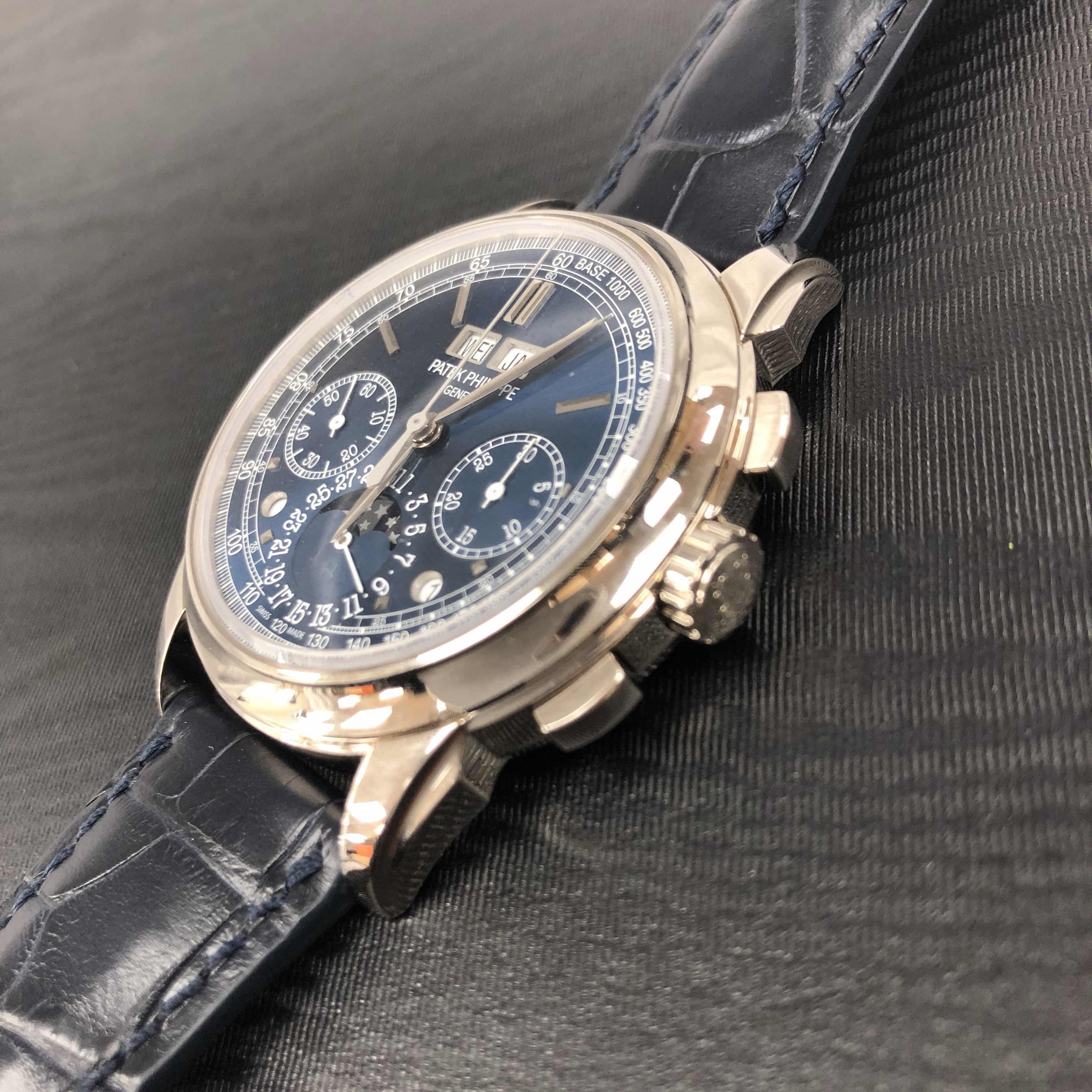 Patek Philippe 5270G-019 7