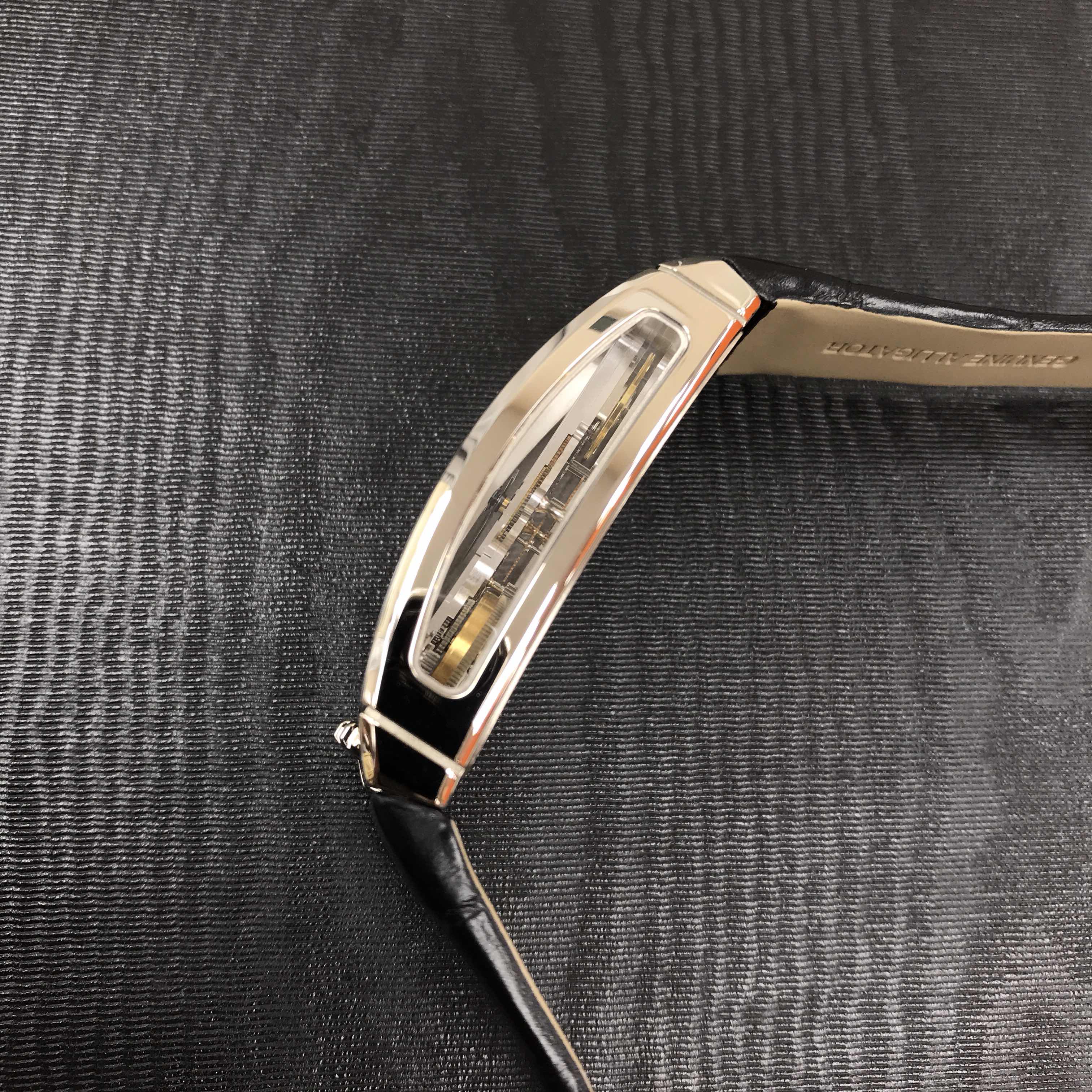 Corum 113.101.59-0001 0000 7