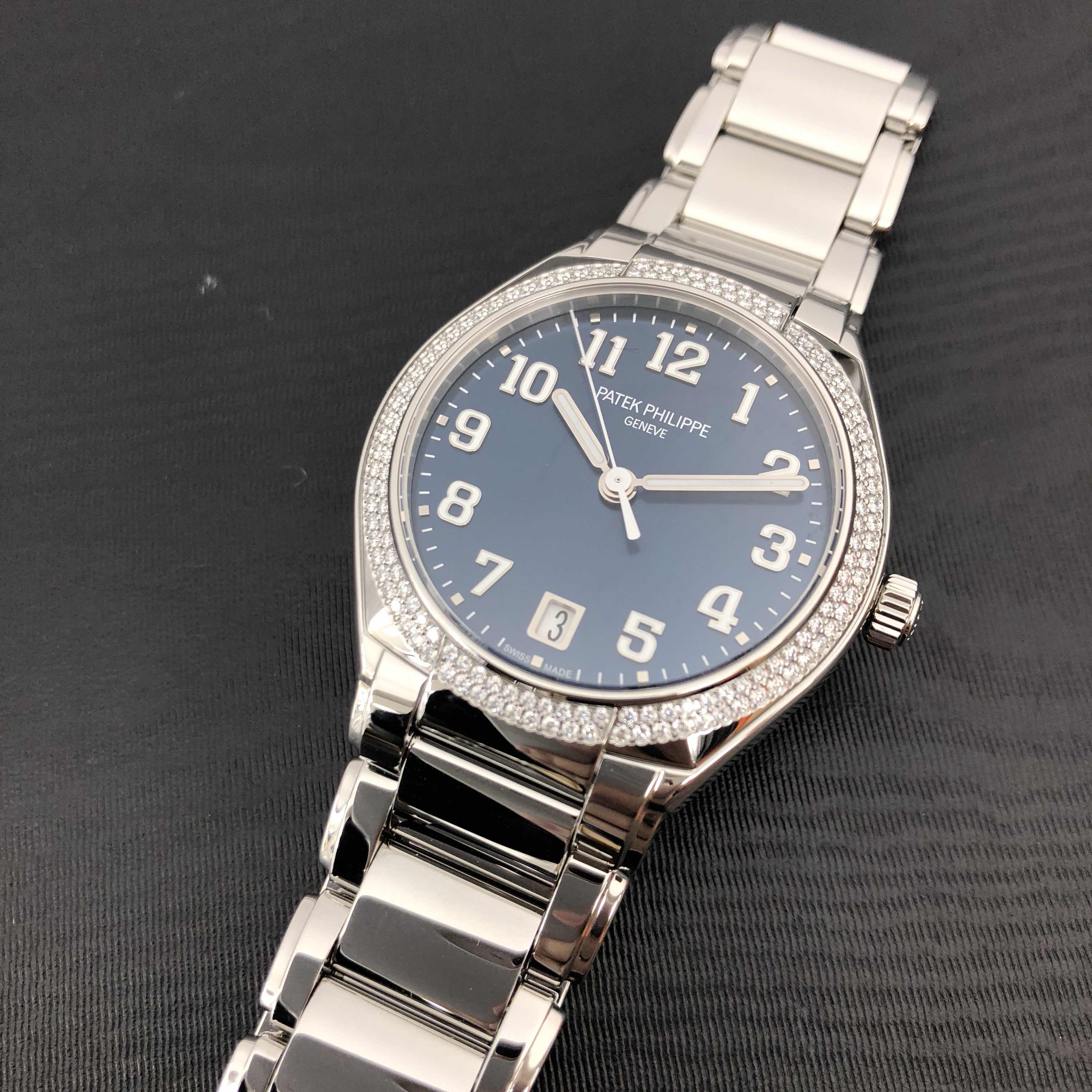 Patek Philippe 7300-1200A-001 7