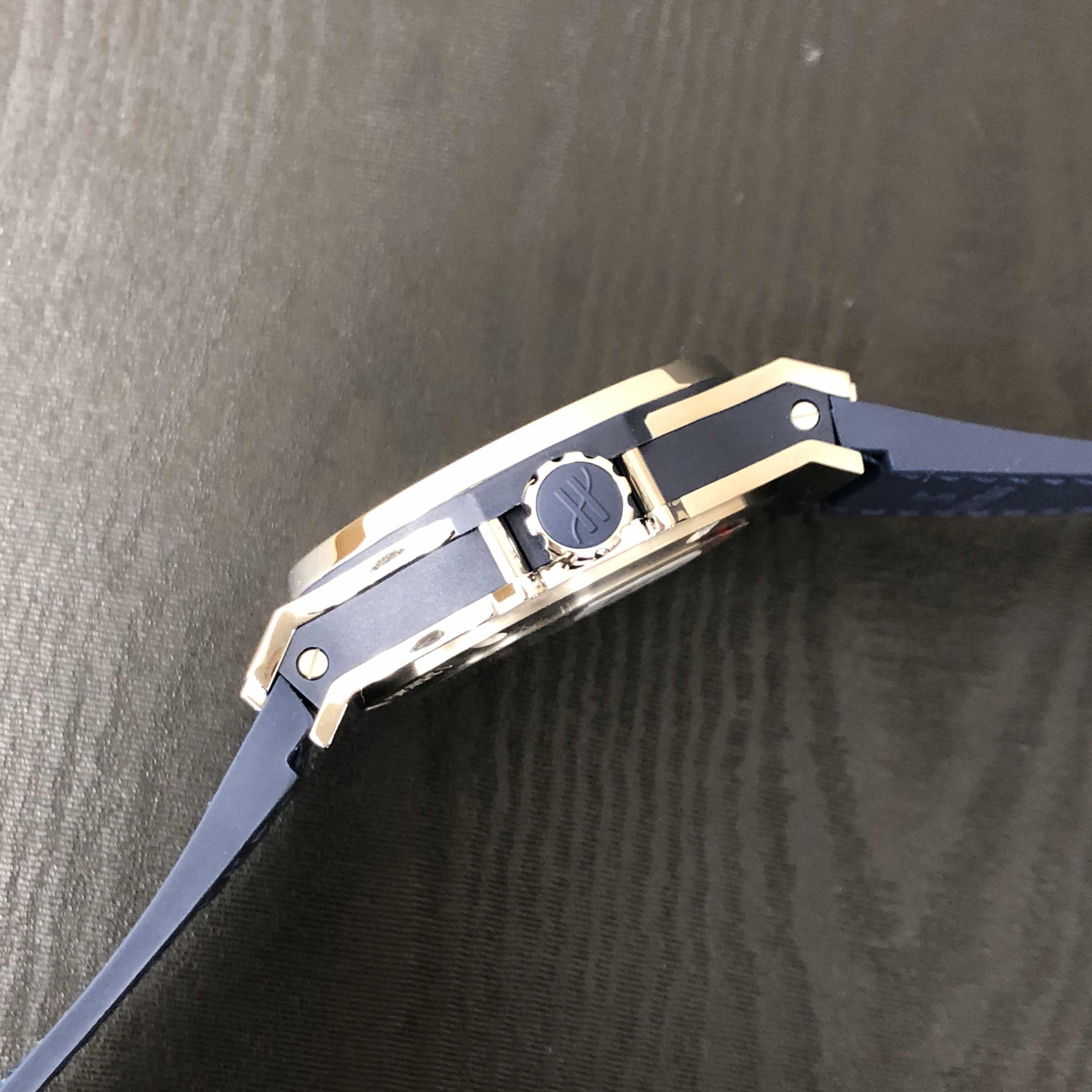 Hublot 361.SX.7170.LR.1204 7