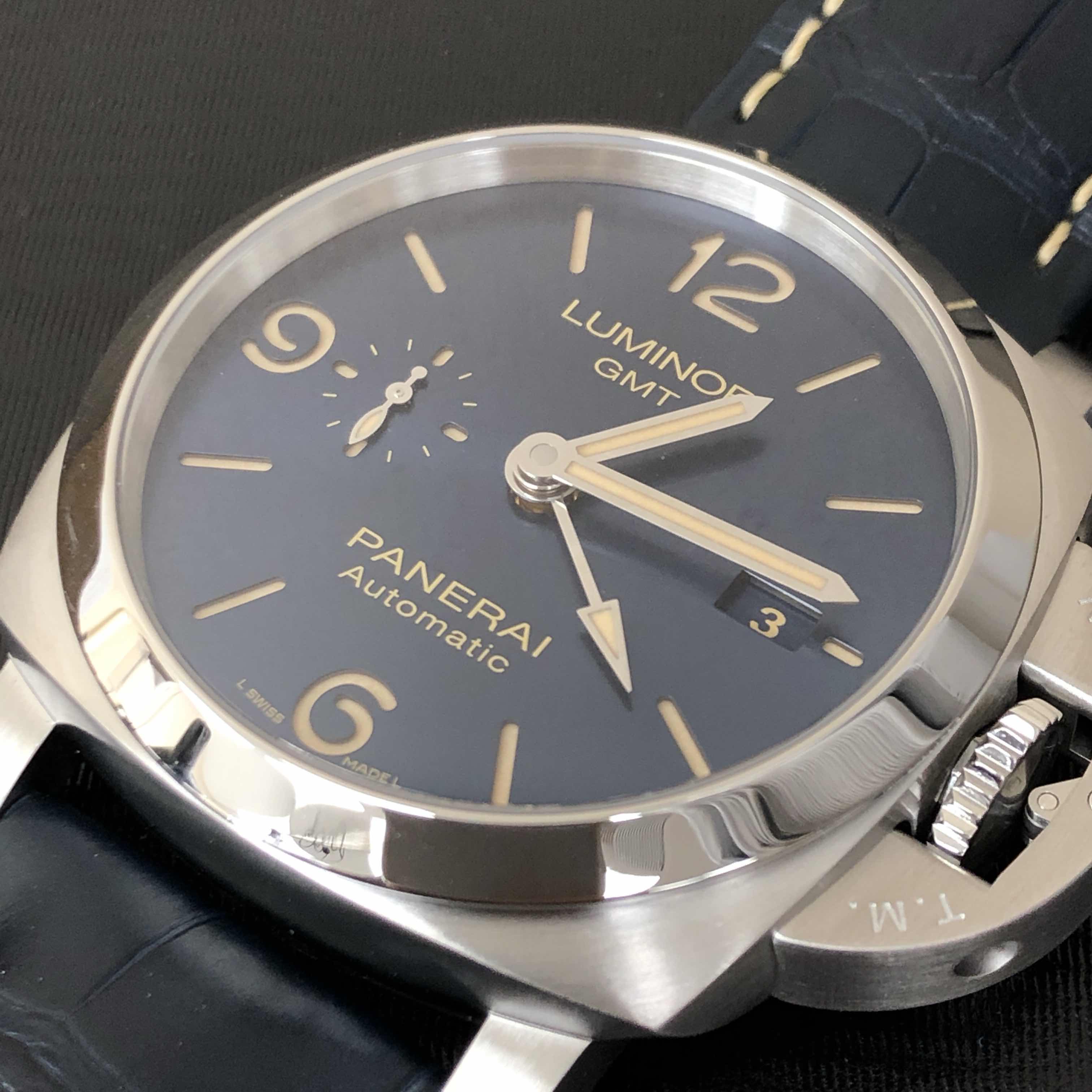 Panerai PAM01033  7