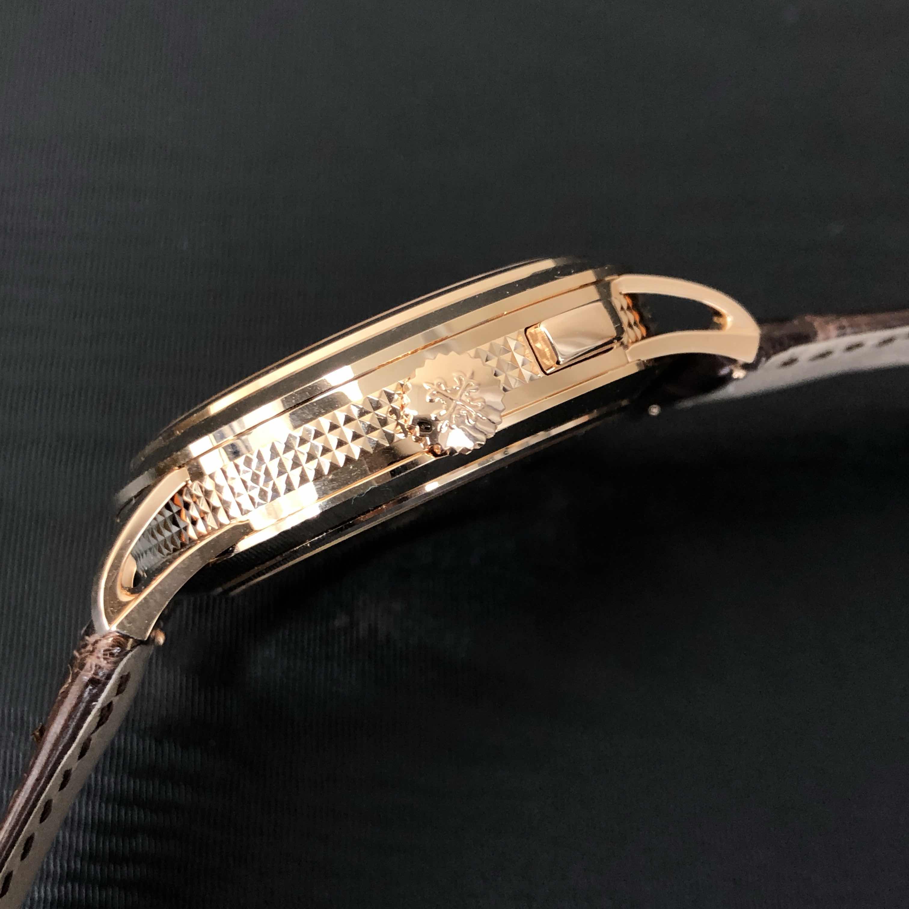 Patek Philippe 5531R-012 7