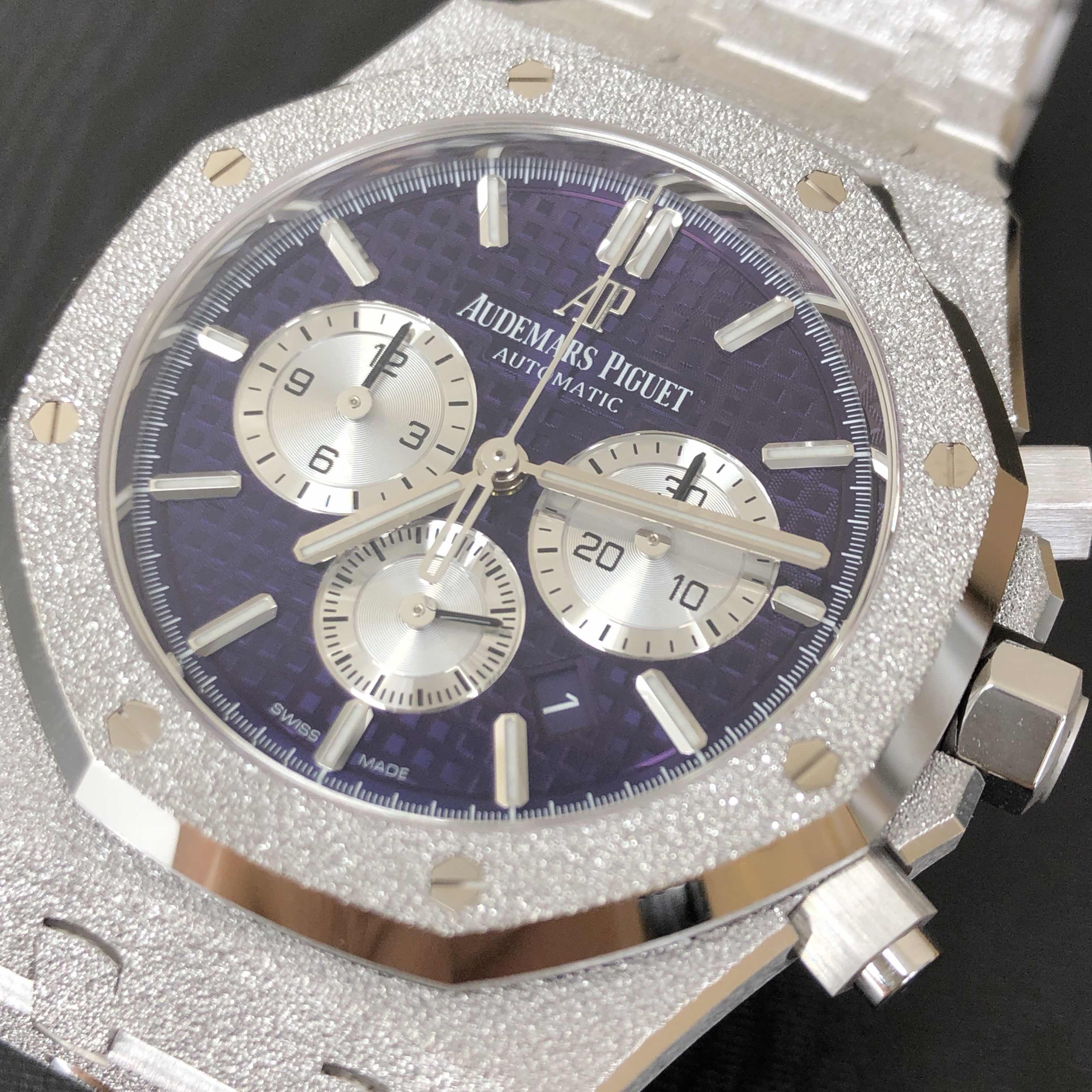 Audemars Piguet 26331BC.GG.1224BC.01 7