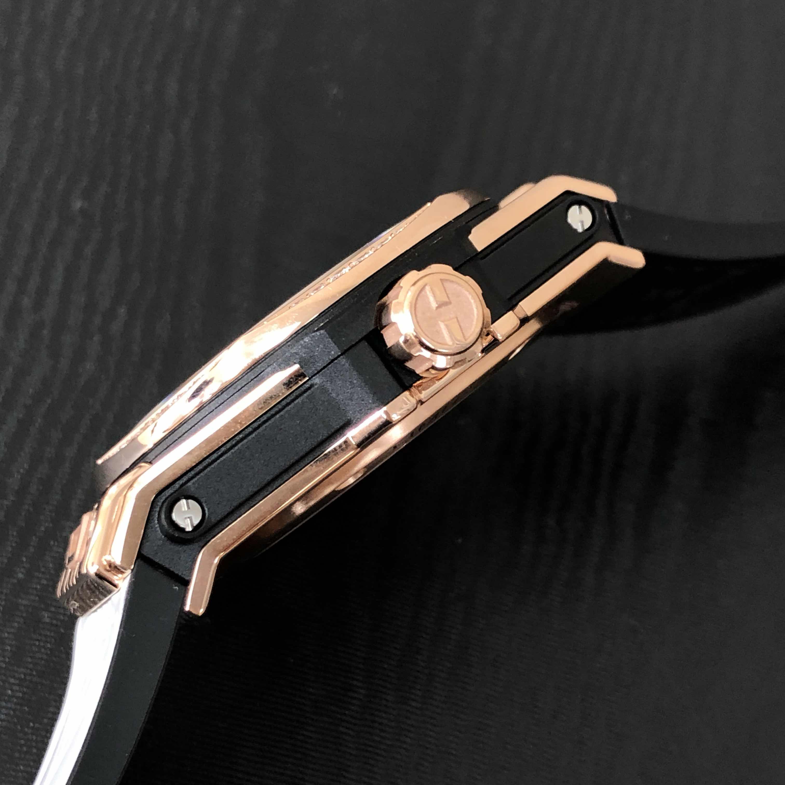 Hublot 465.OS.2028.VR.1204.MXM19 7