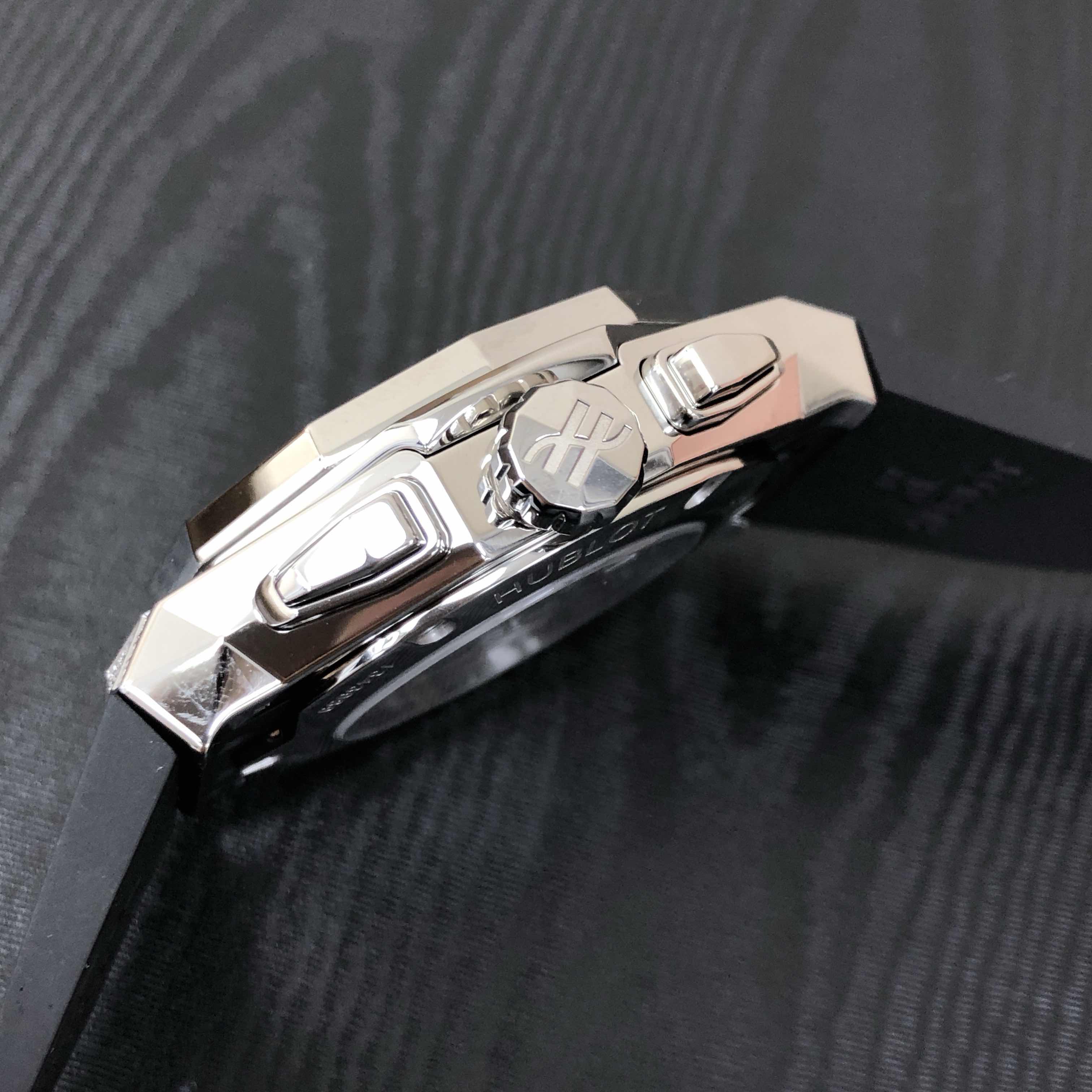 Hublot 525.NX.0170.RX.1704.ORL18 7
