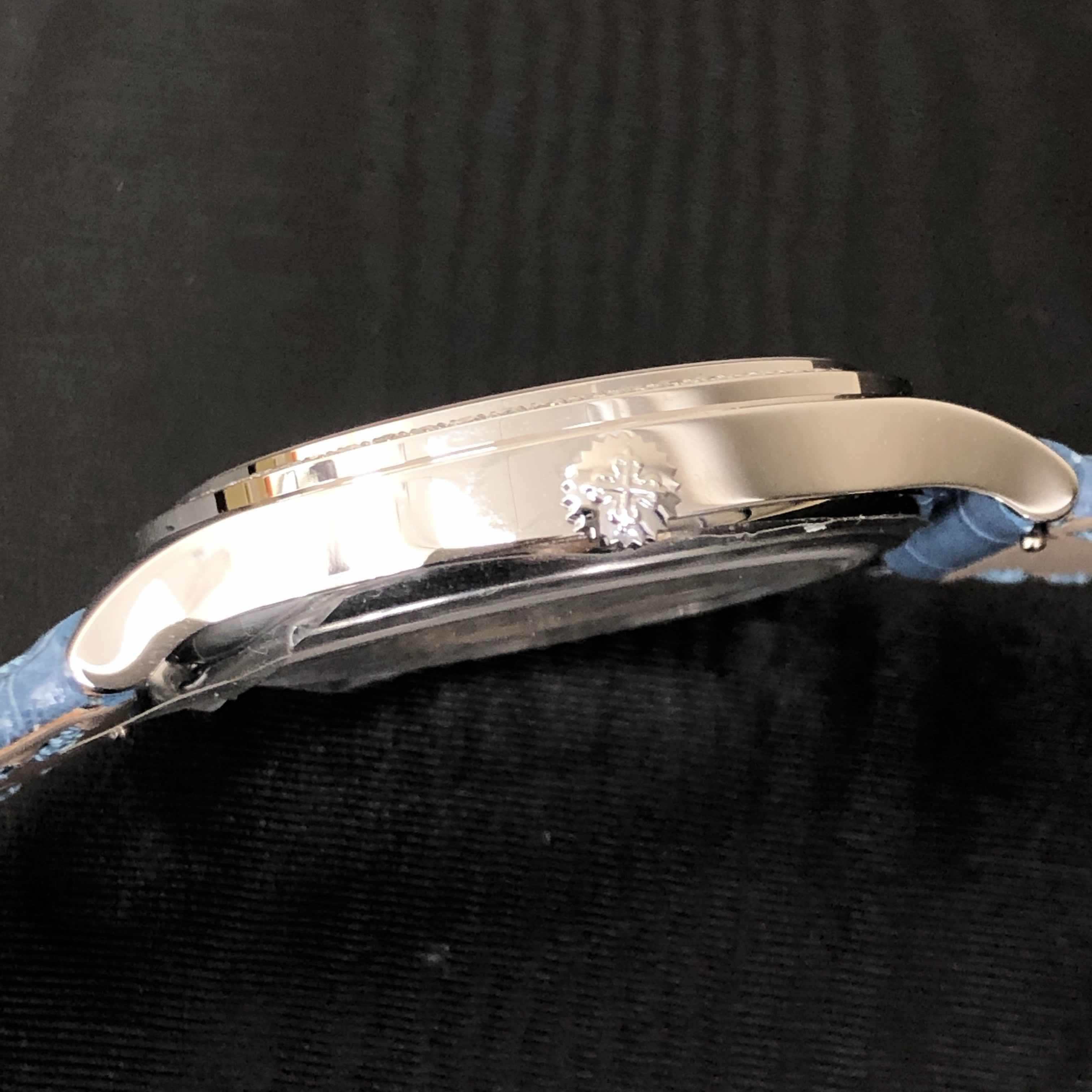 Patek Philippe 7130G-016 7