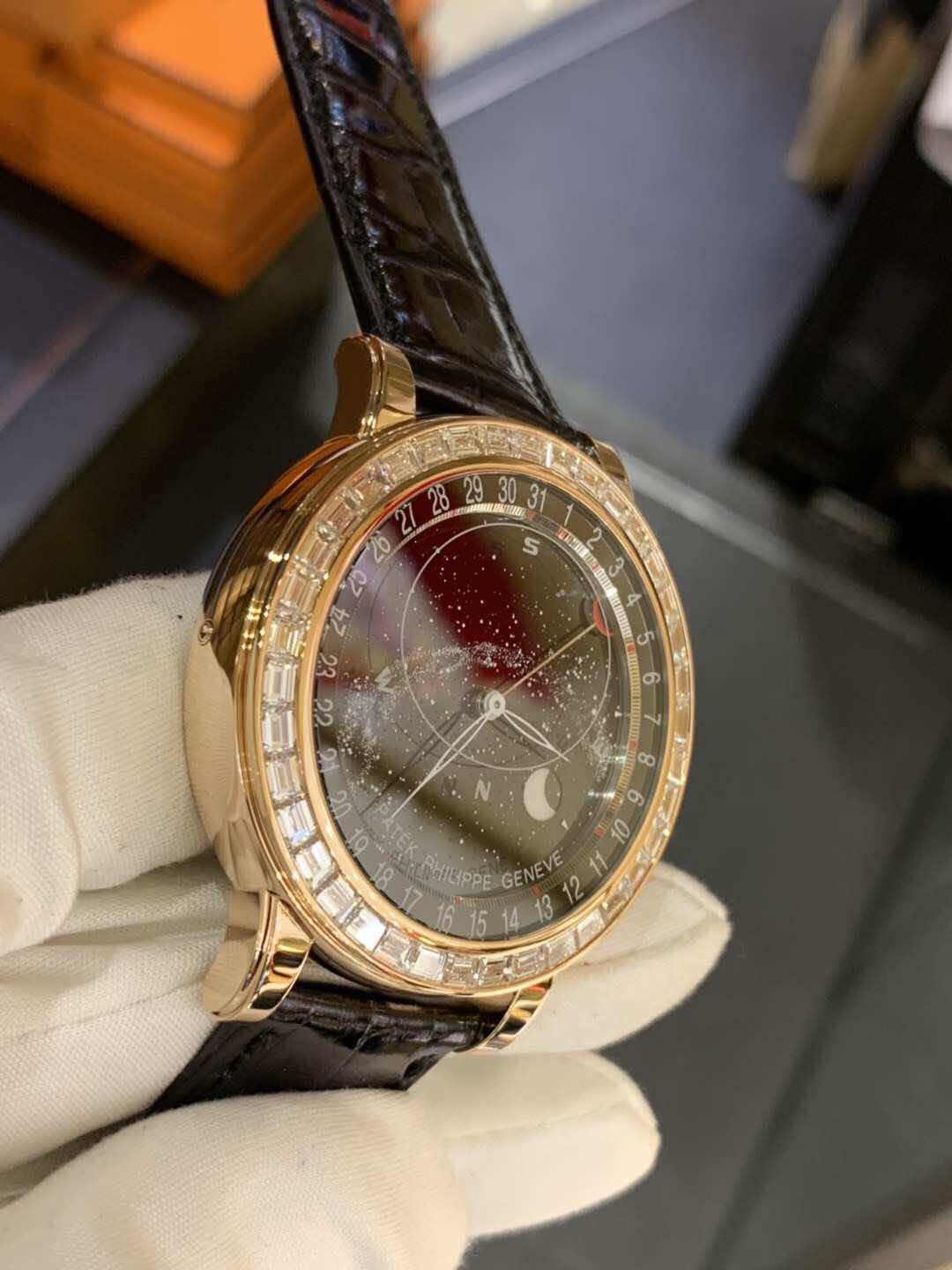 Patek Philippe 6104R-001 7