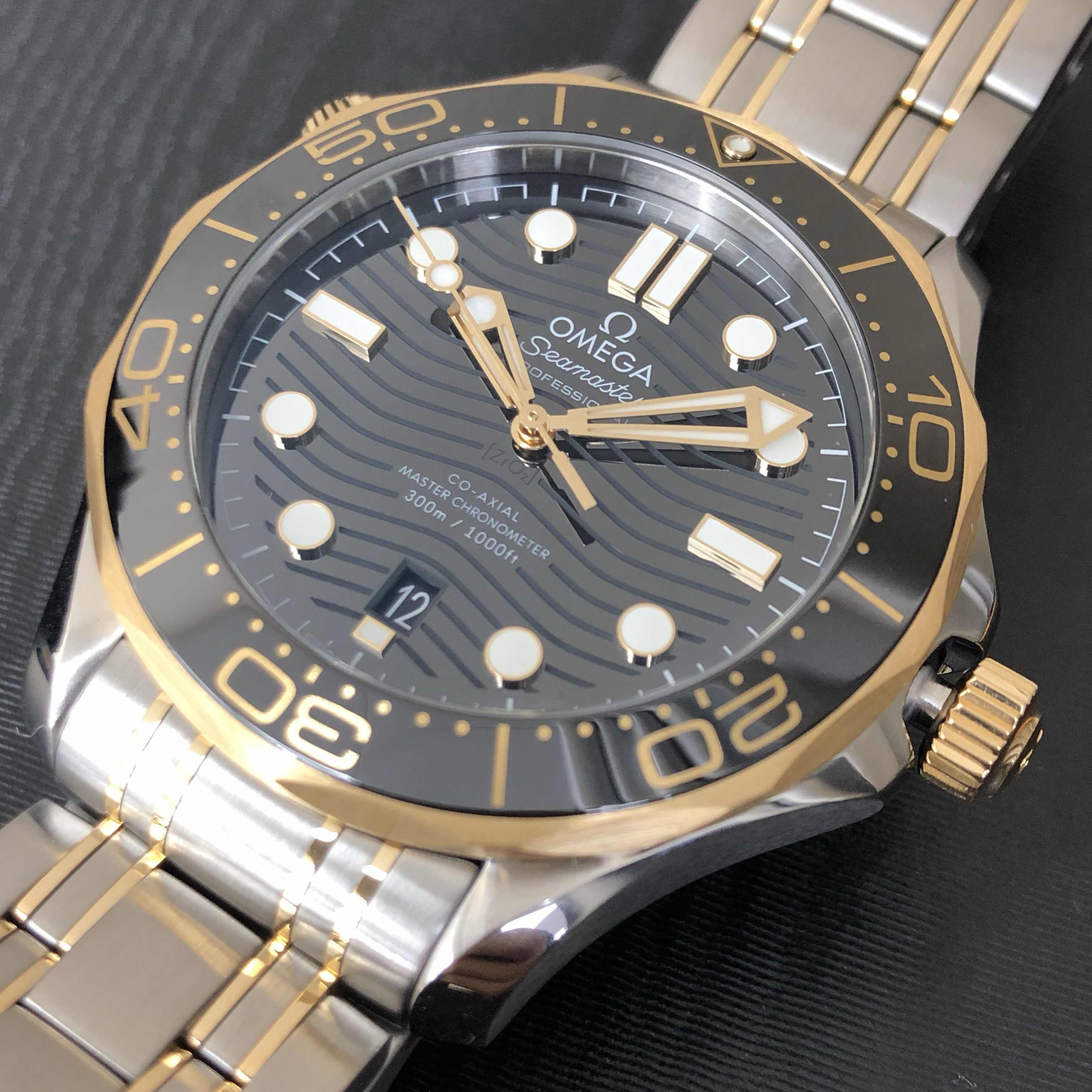 Omega 210.20.42.20.01.002 7