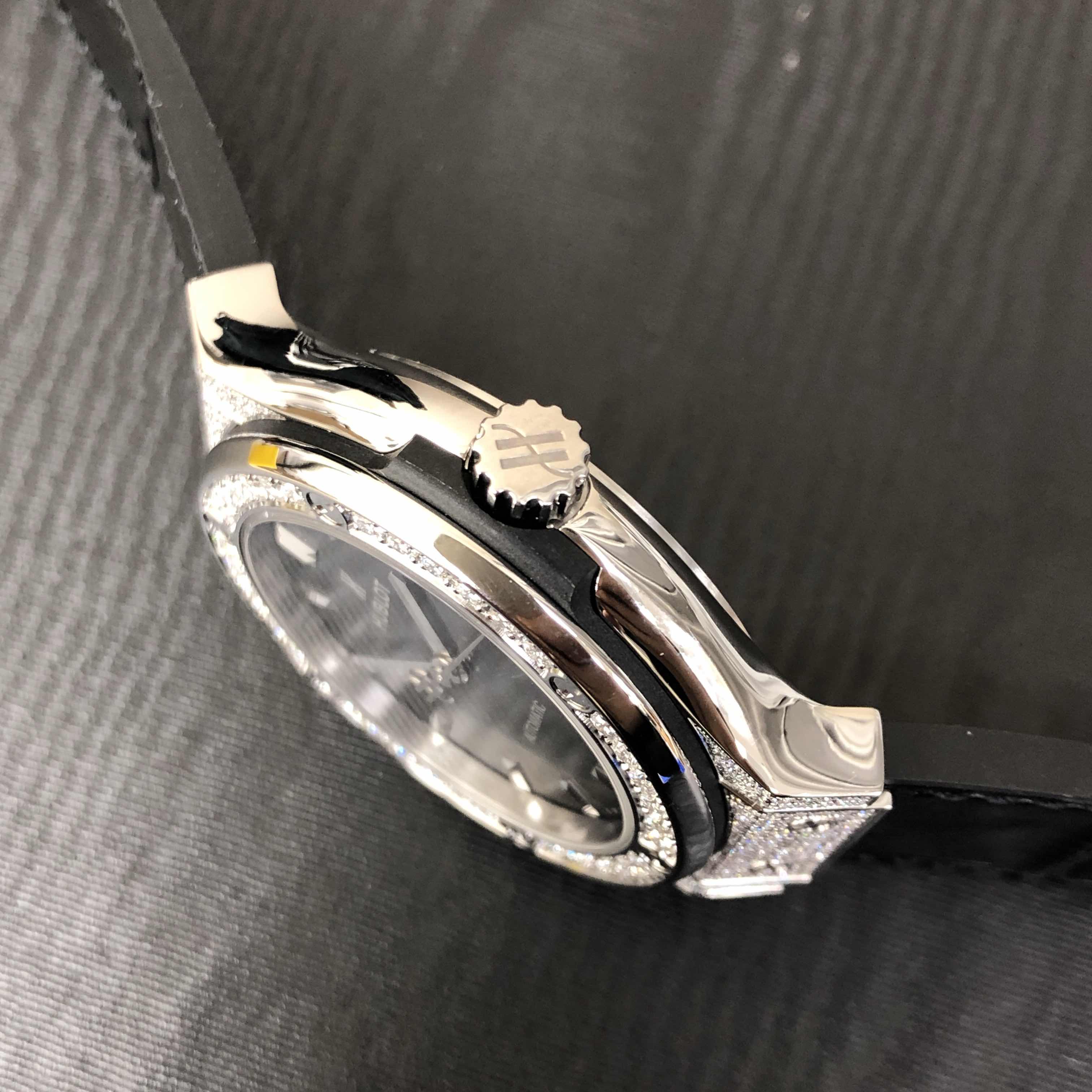Hublot 565.NX.1470.LR.1604 7