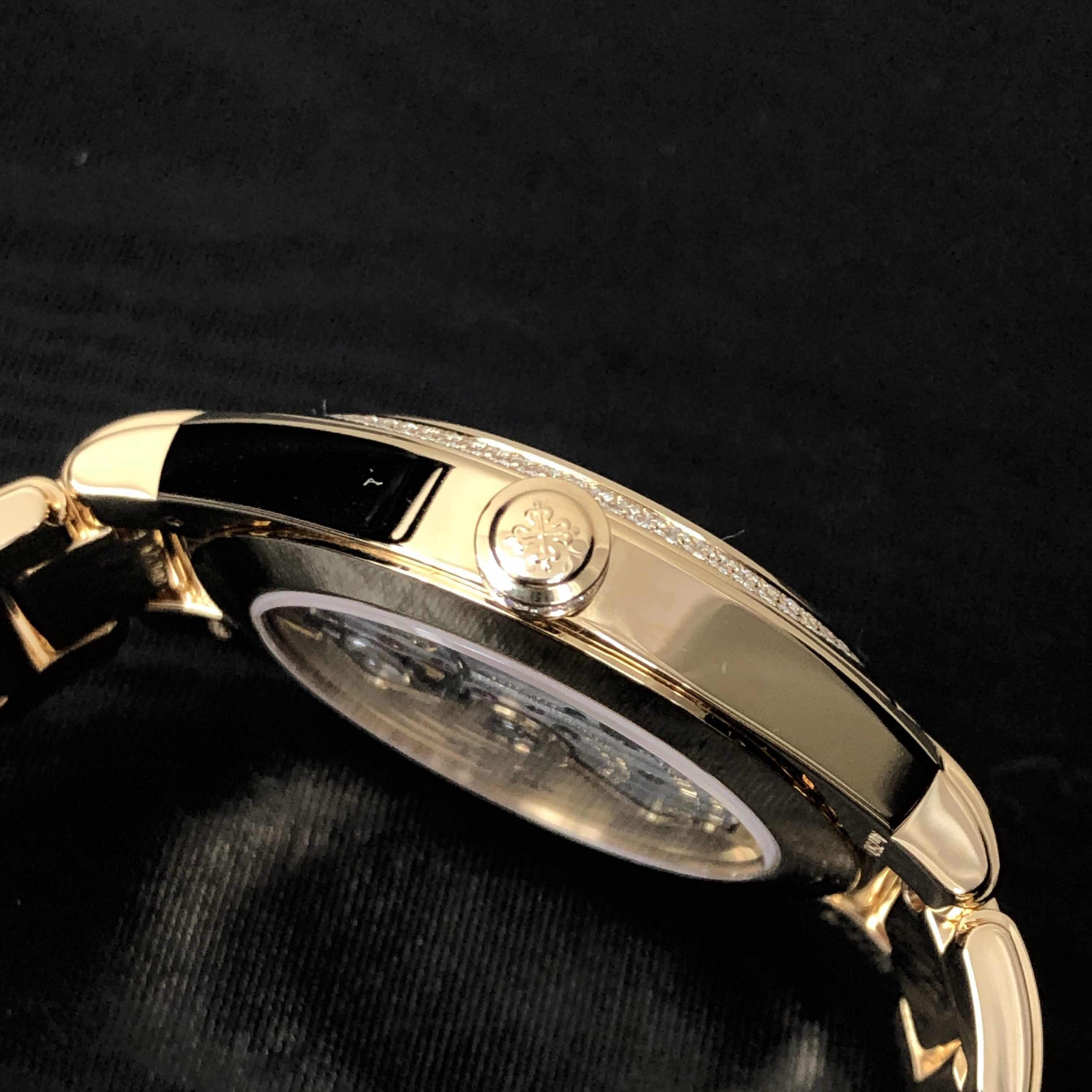 Patek Philippe 7300/1201R-001 7