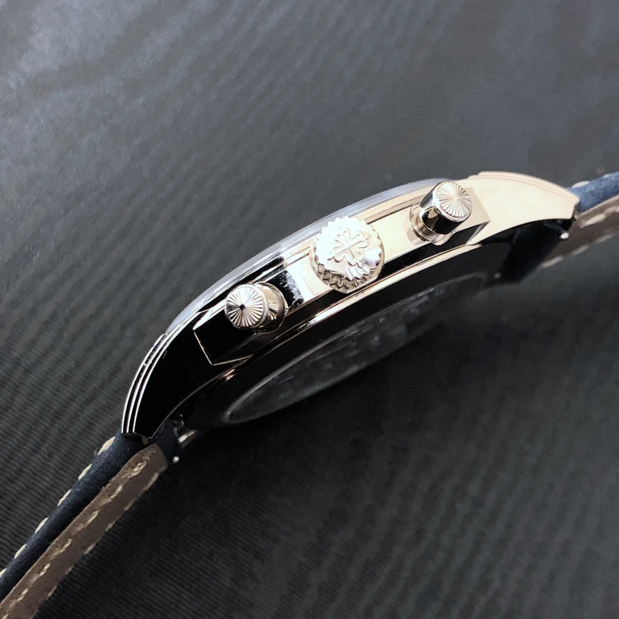Patek Philippe 5172G-001 7