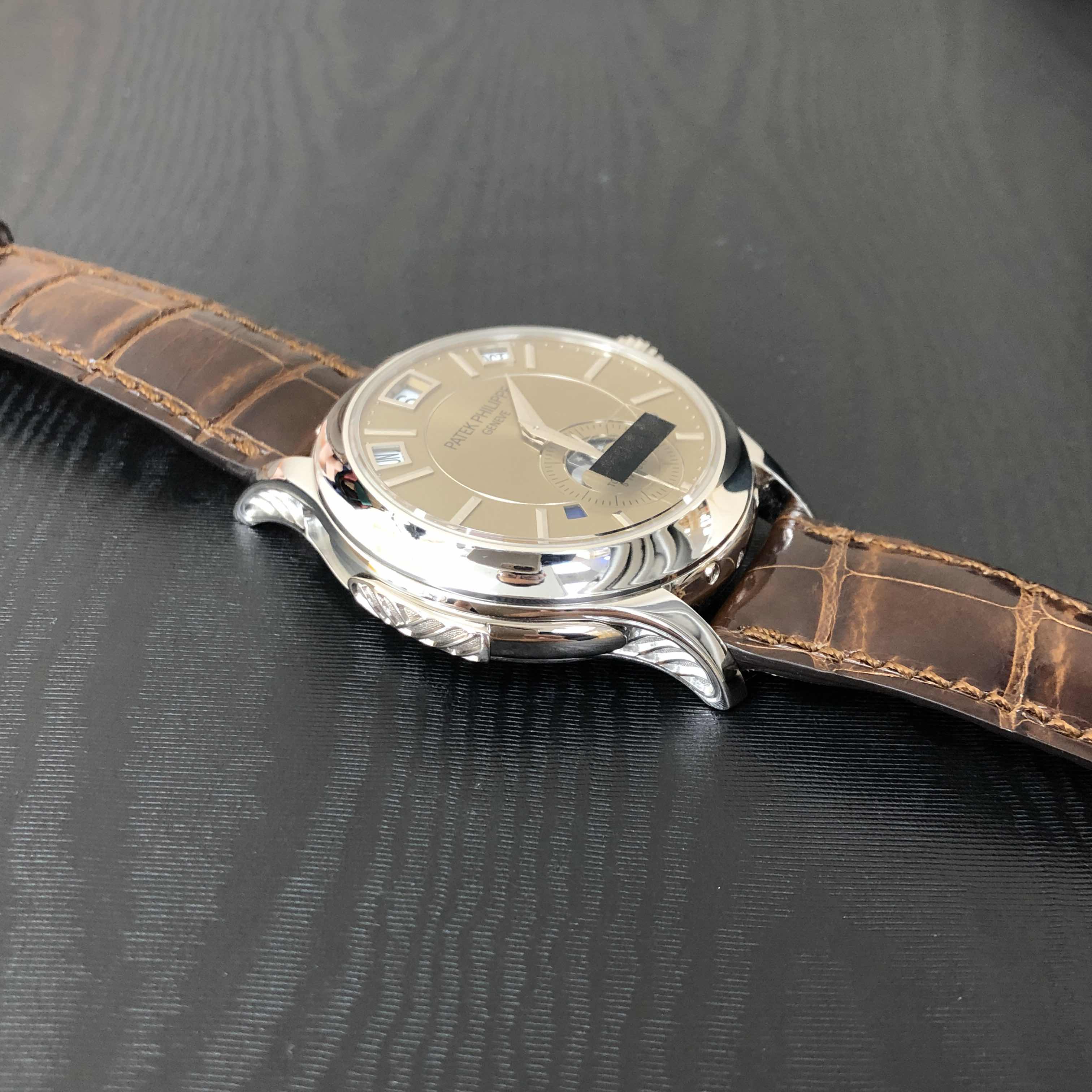 Patek Philippe 5207P-001 7