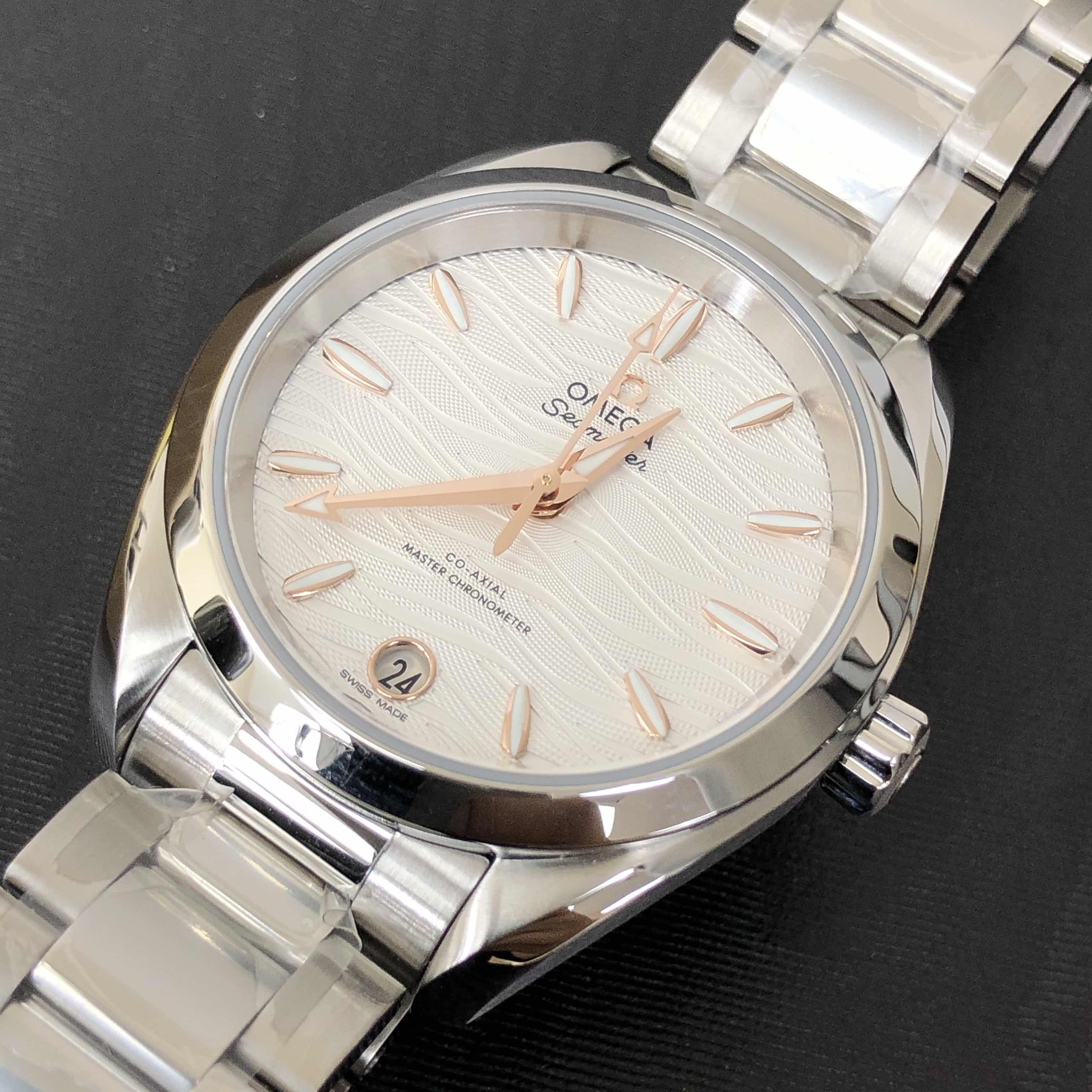 Omega 220.10.34.20.02.001   7
