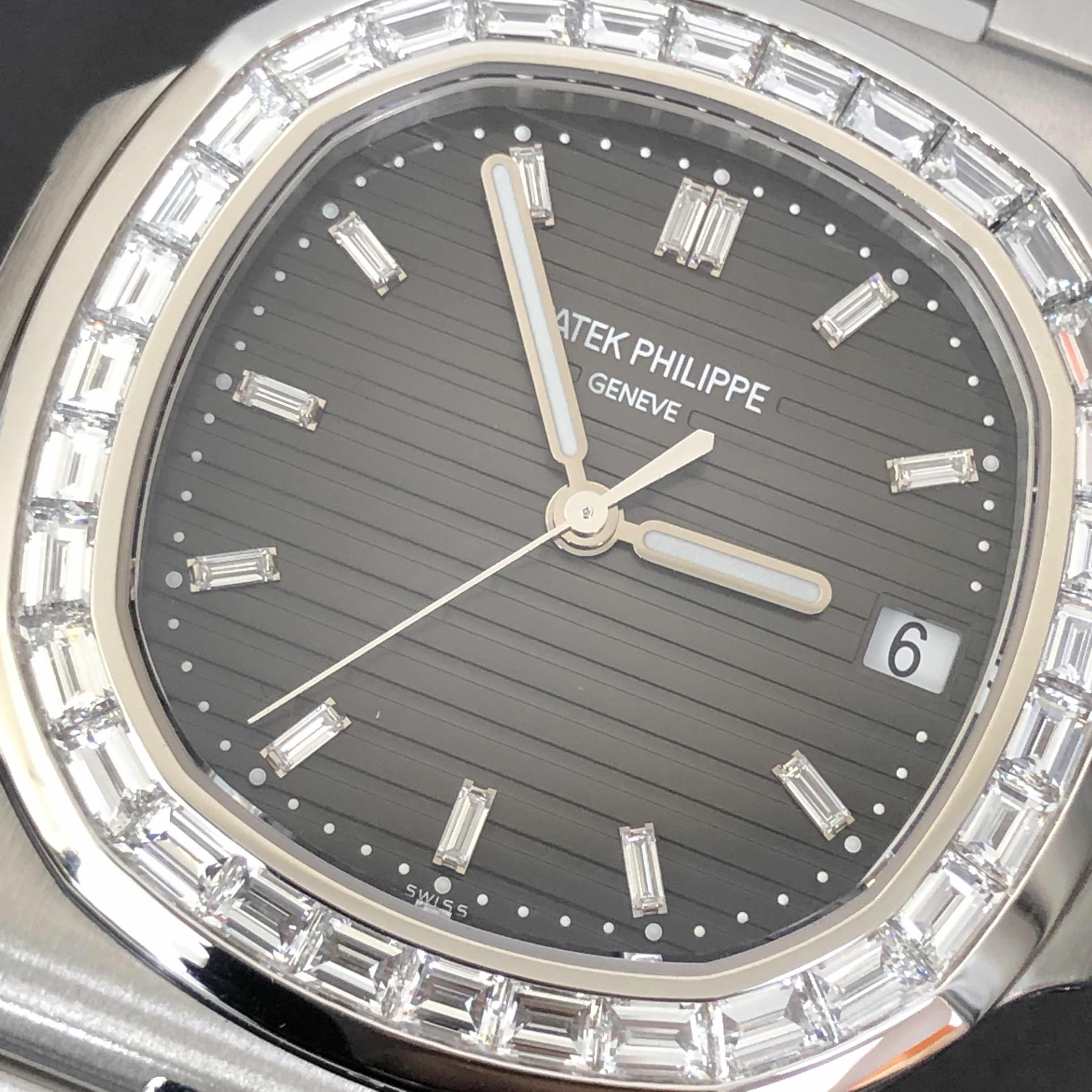 Patek Philippe 5711/110P-001 7