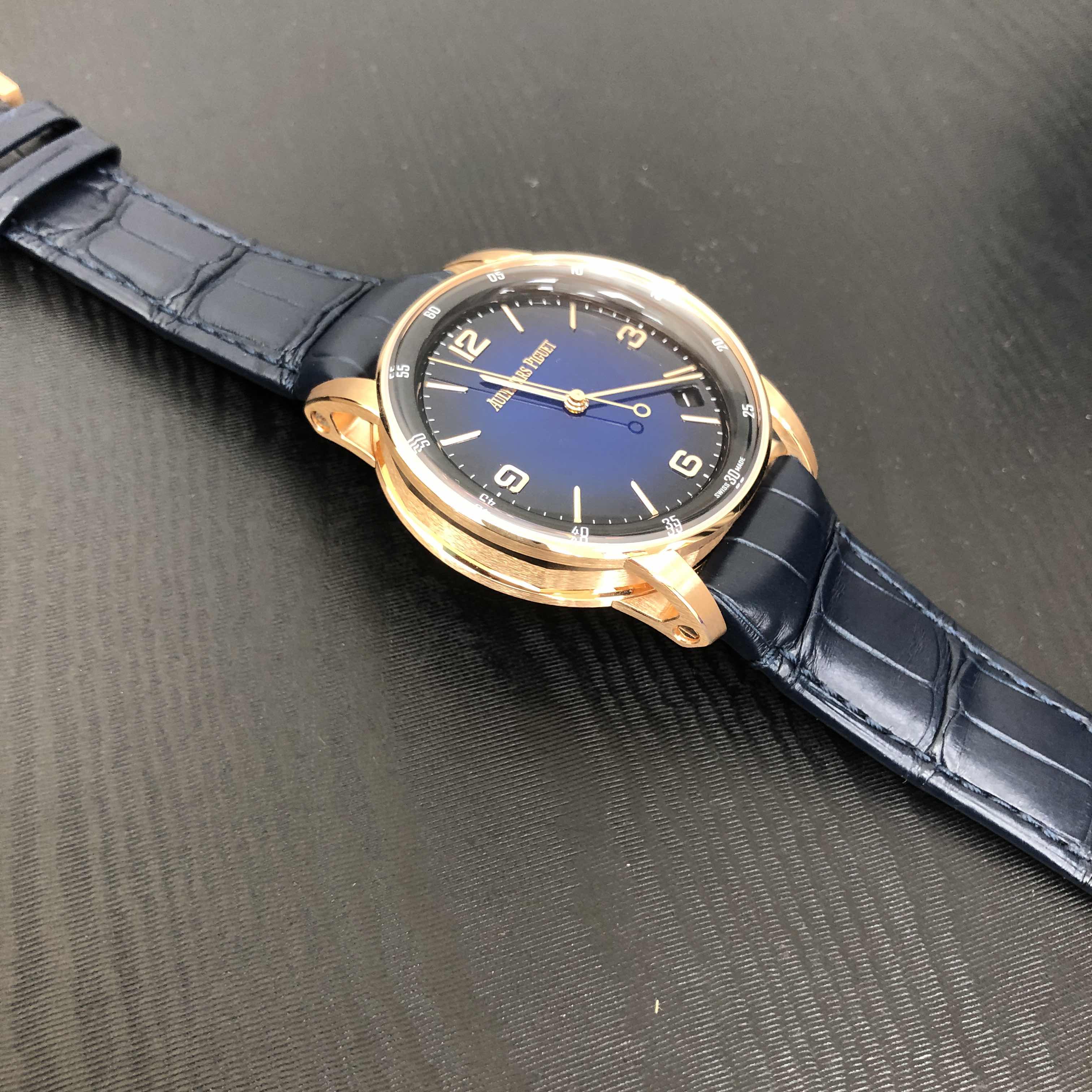 Audemars Piguet 15210OR.OO.A028CR.01  7