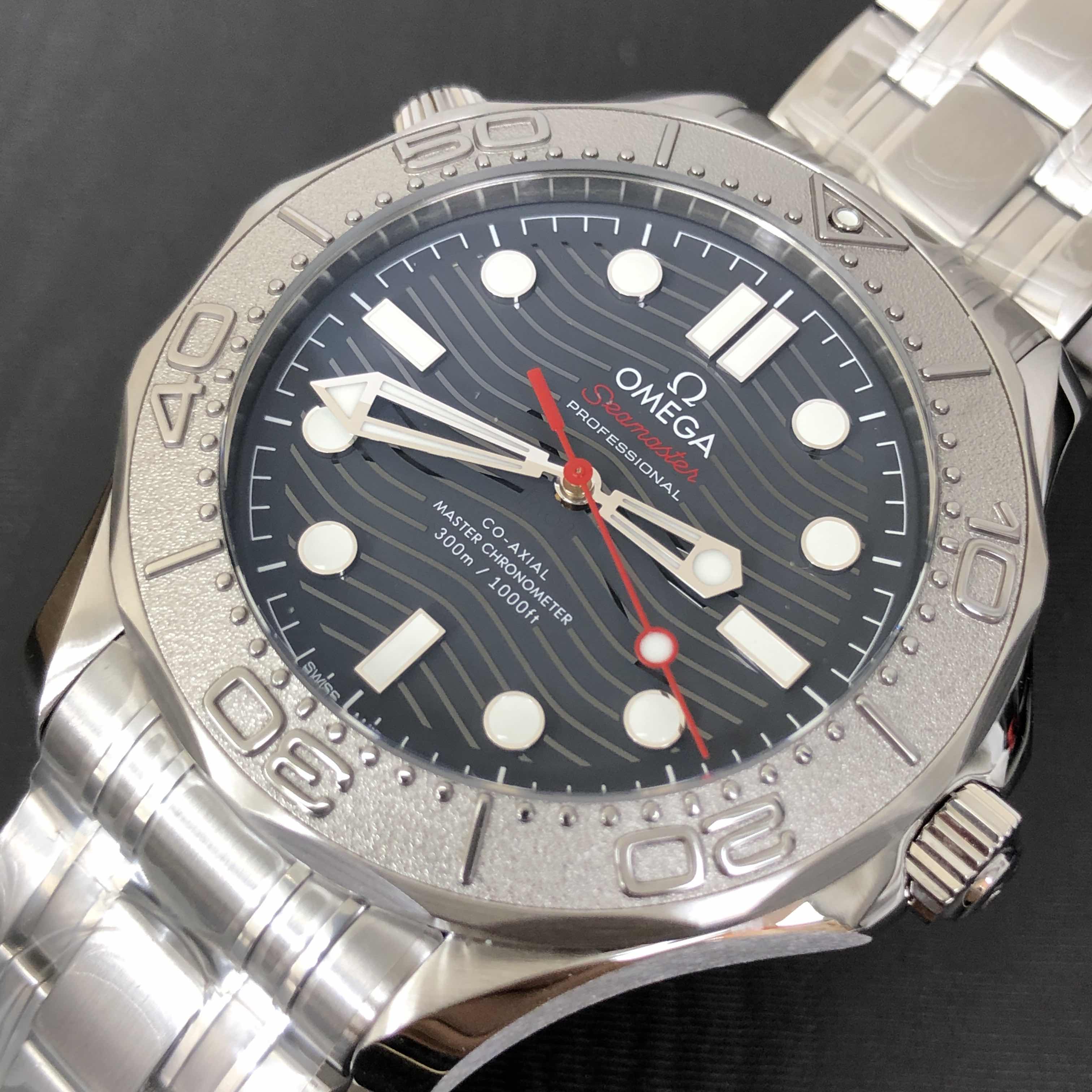 Omega 210.30.42.20.01.002 7