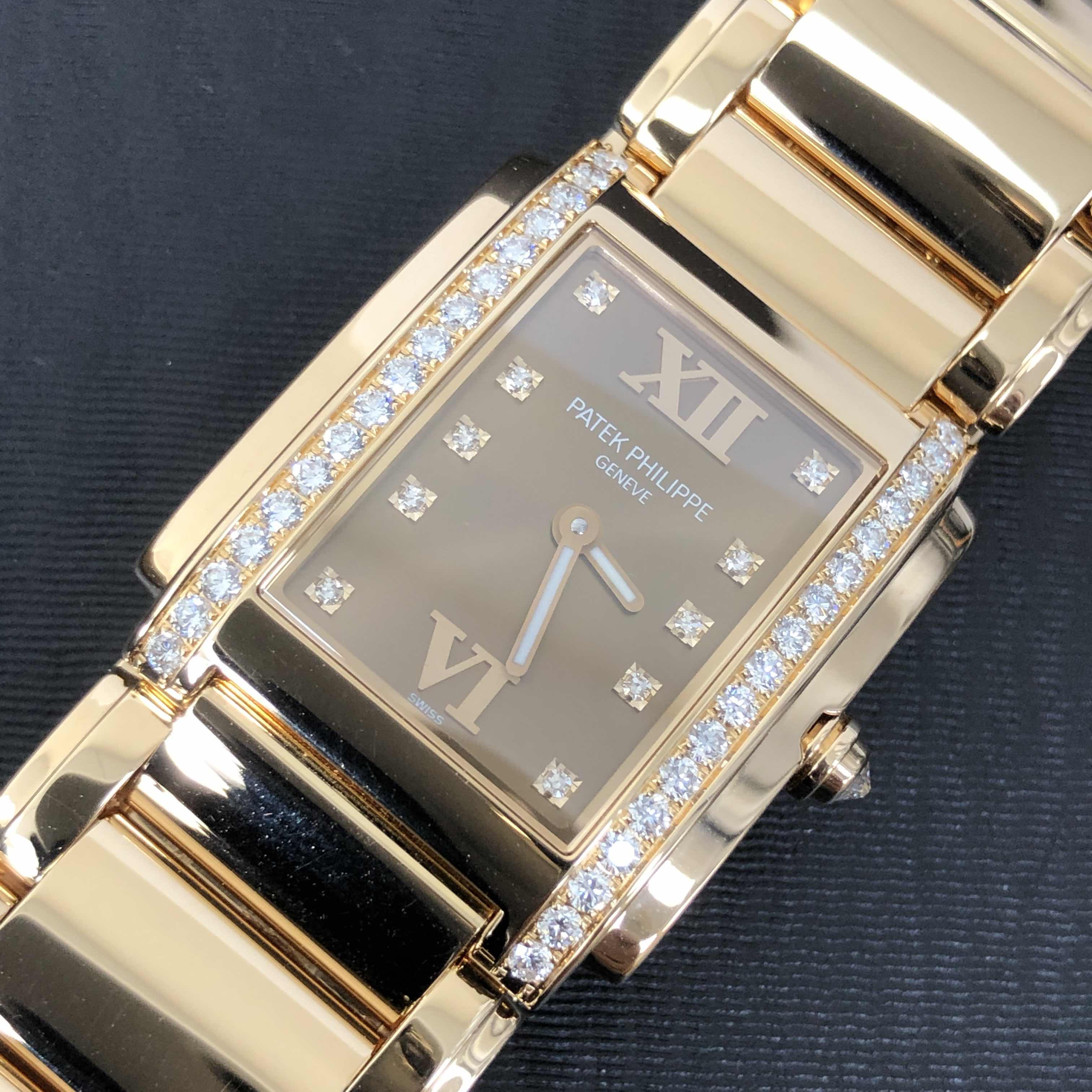 Patek Philippe 4910/11R-010 7