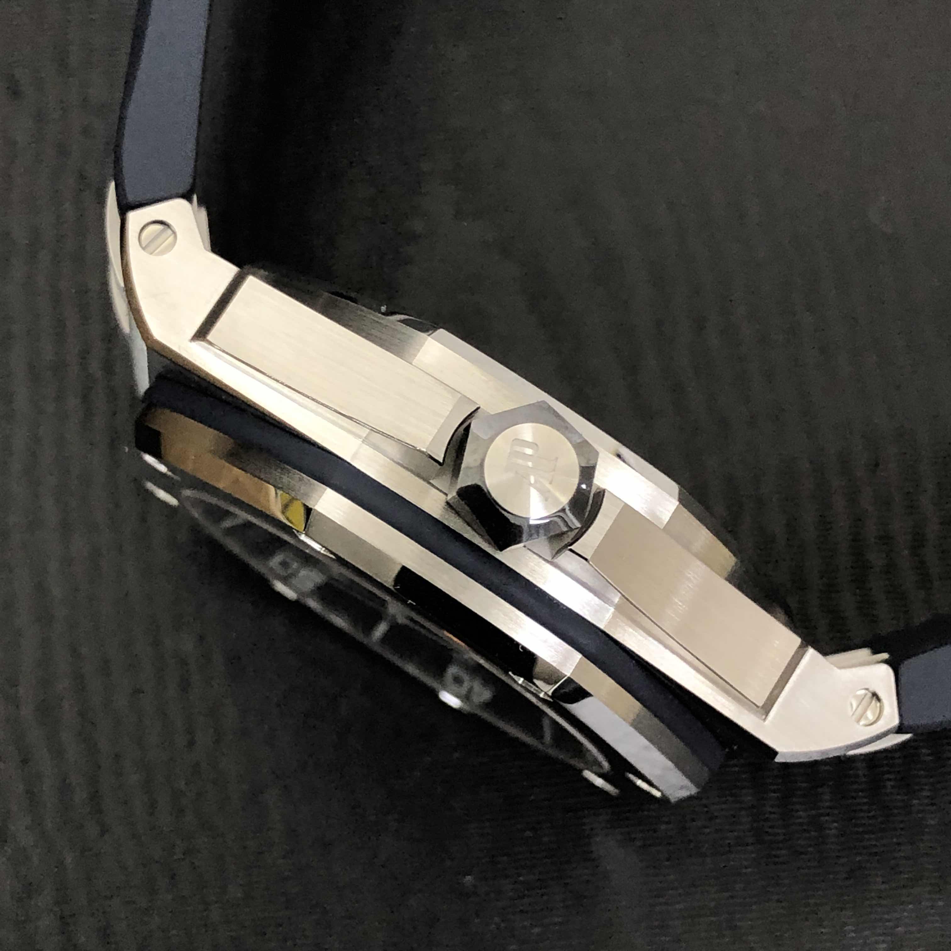 Audemars Piguet 15720ST.OO.A027CA.01   7